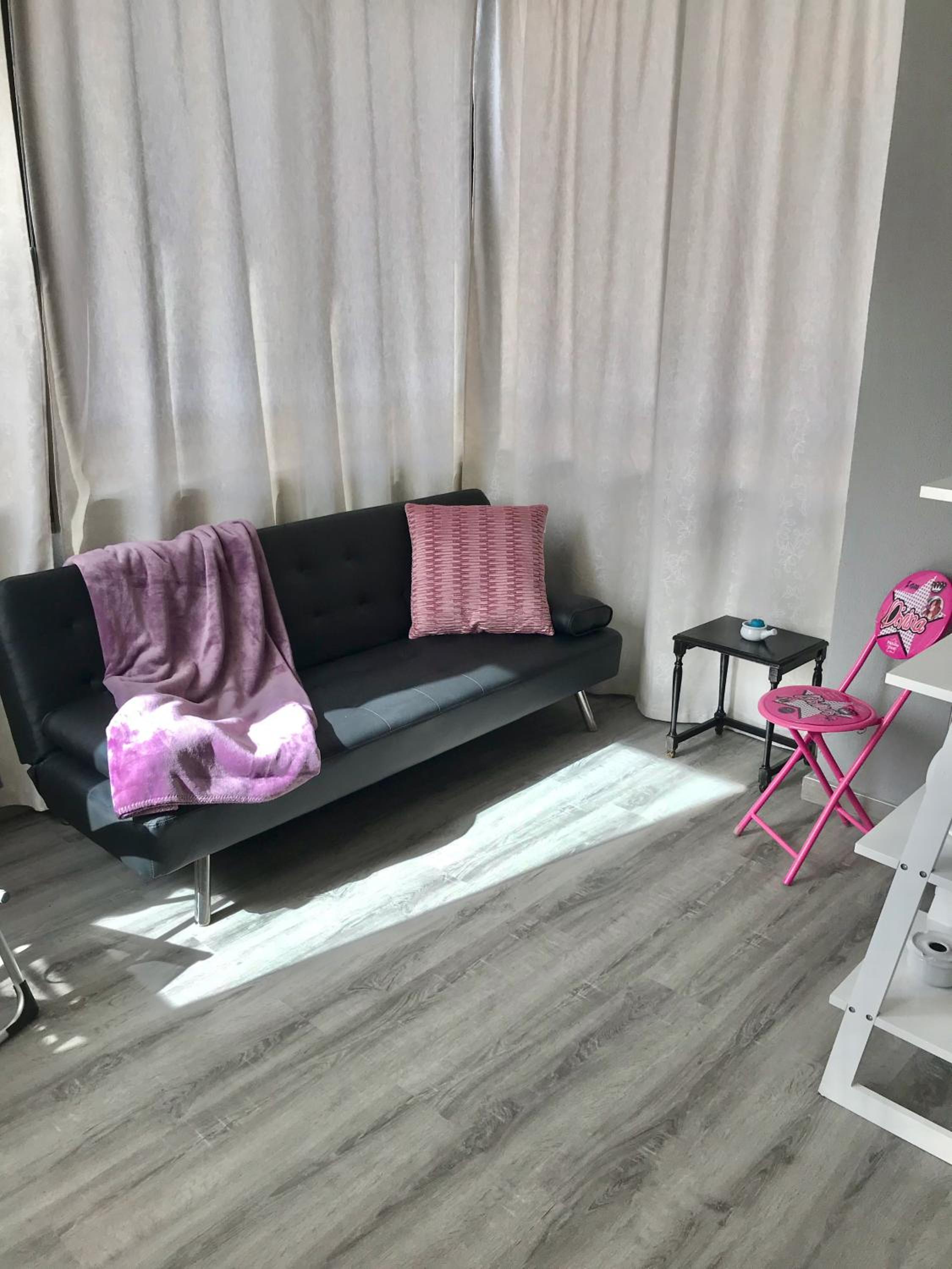 Benidorm apartamento recién reformado cerca de la playa con dos piscinas y pista de tenis. photo 5