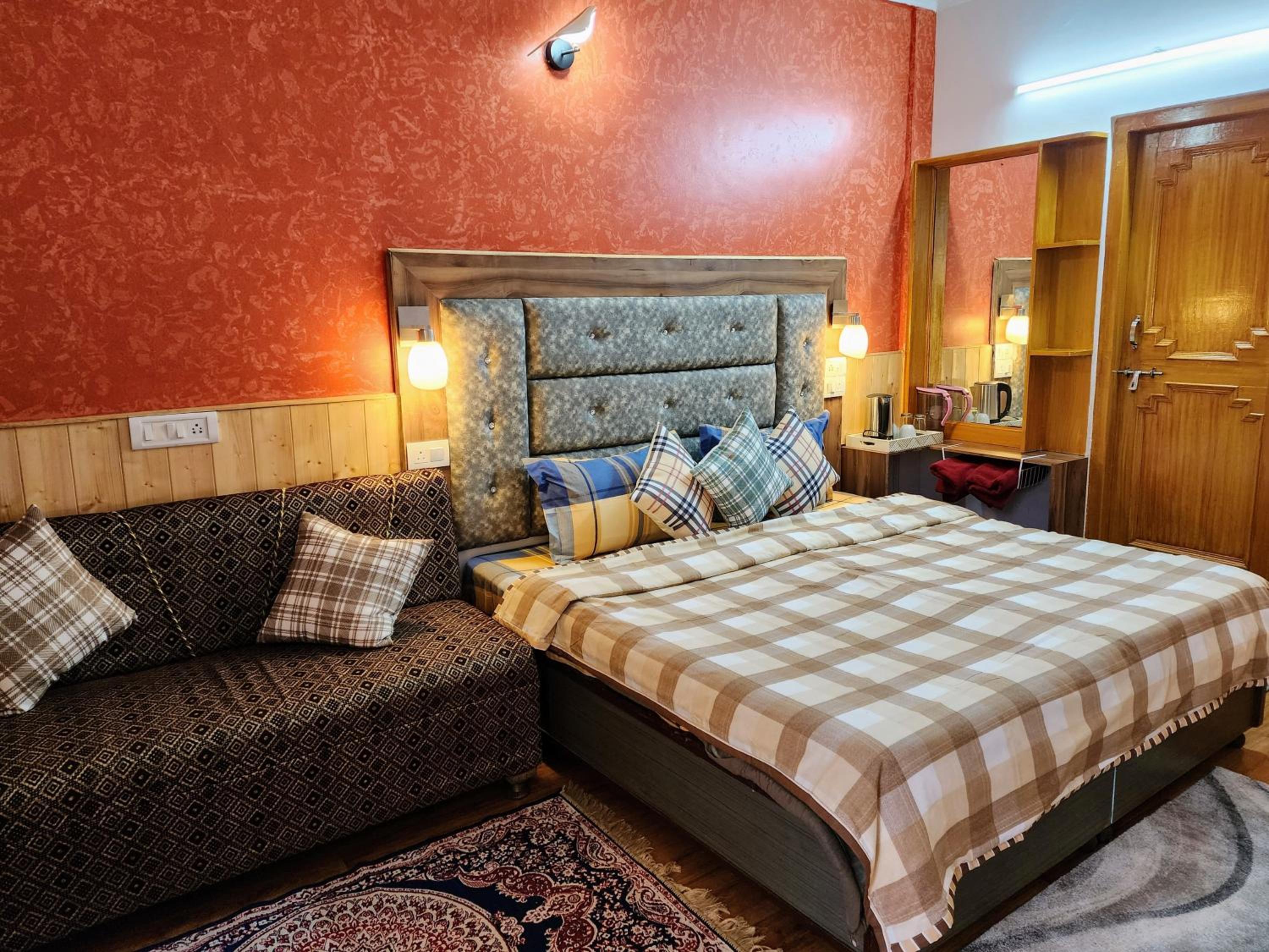 The Bougainvillea, Mcleodganj