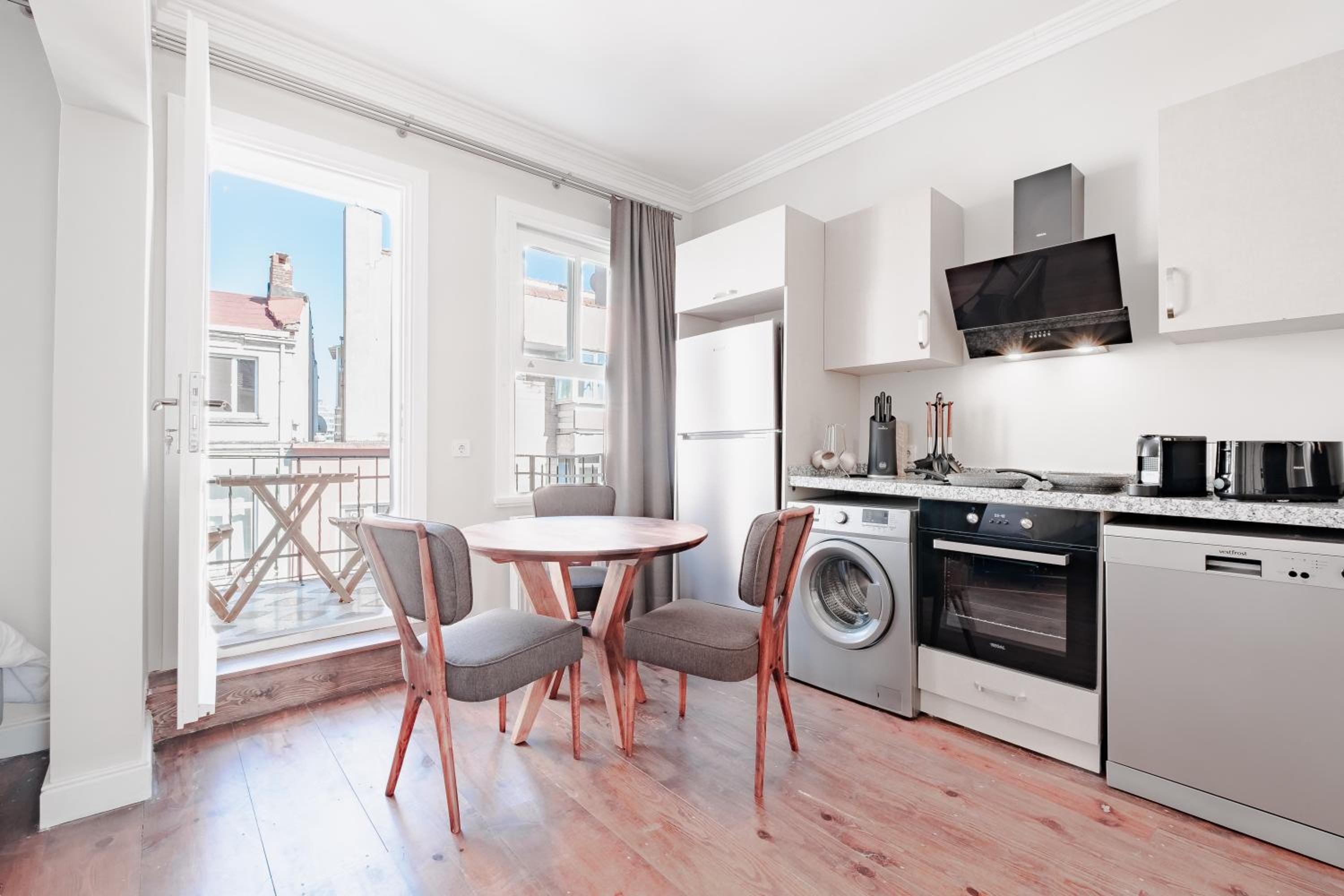 Homie Suites - Historical Apartments in the center of Beşiktaş