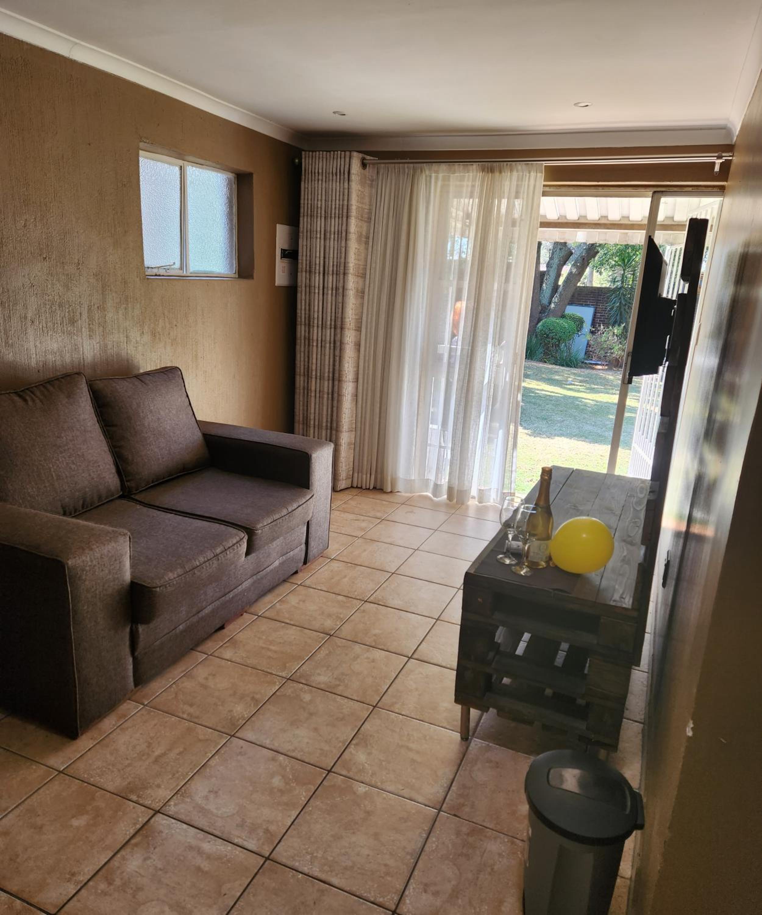 FM GUEST LODGE Comfort, Tranquility & Peace of Mind