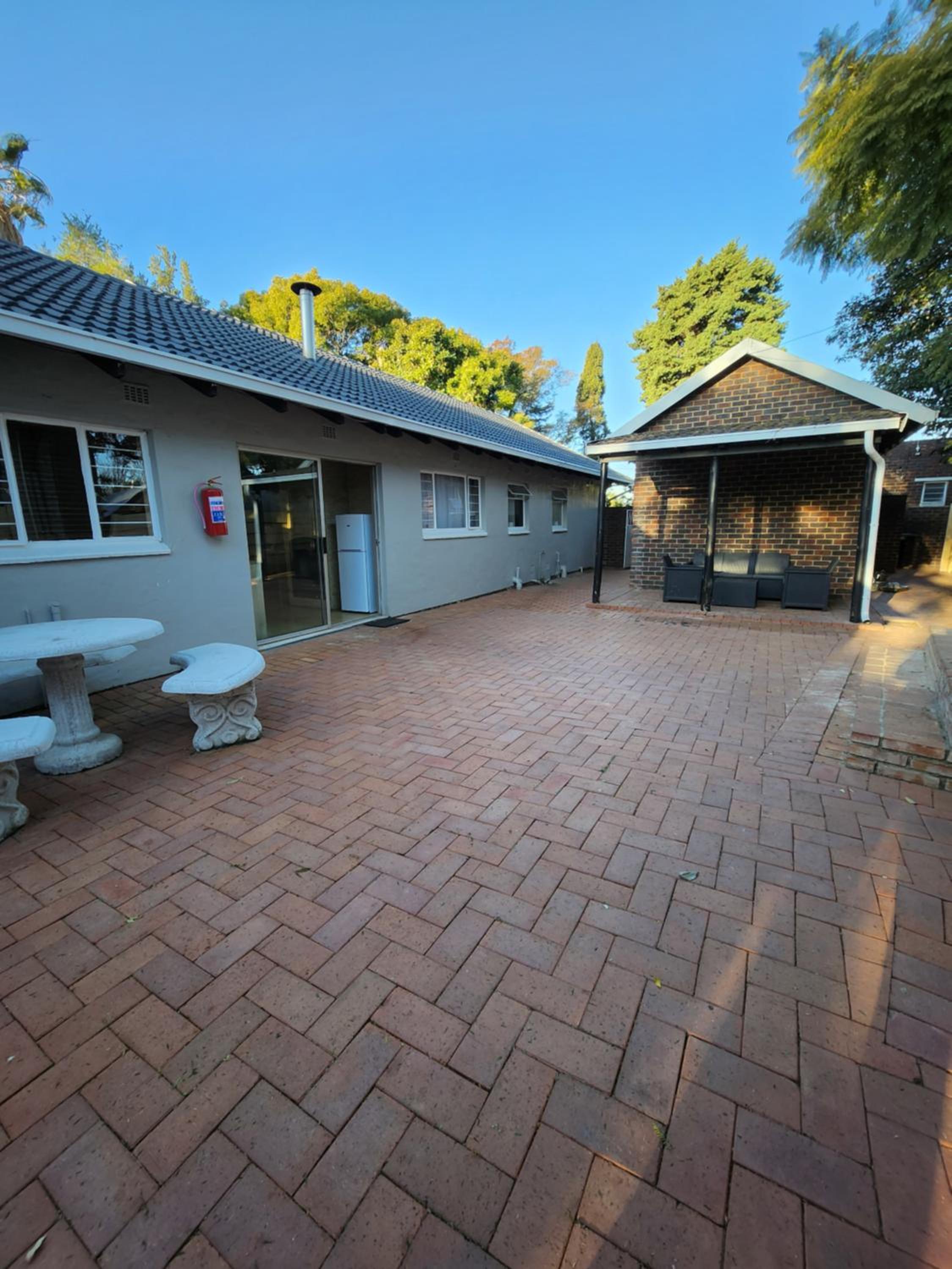 FM GUEST LODGE Comfort, Tranquility & Peace of Mind