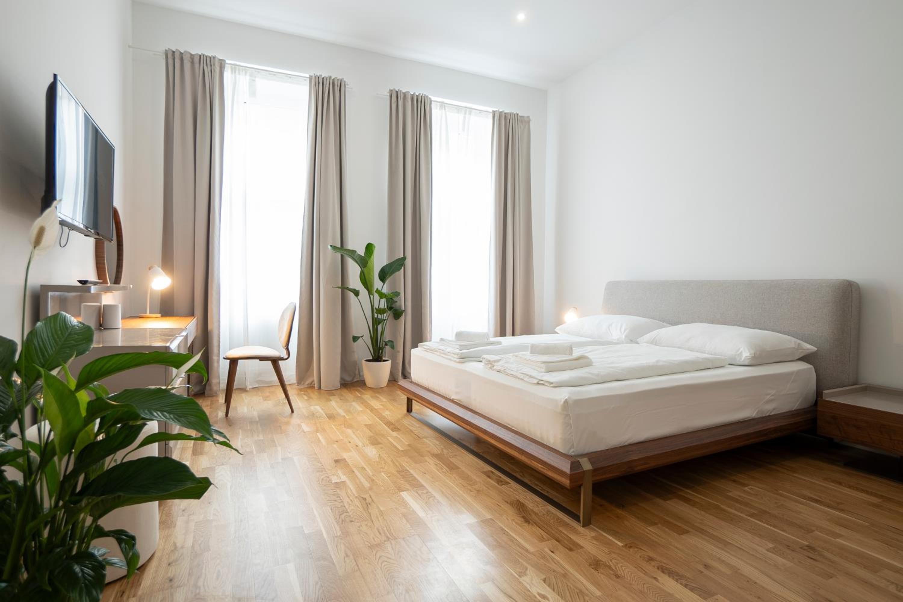 Fully equipped, renovated, perfectly located flat