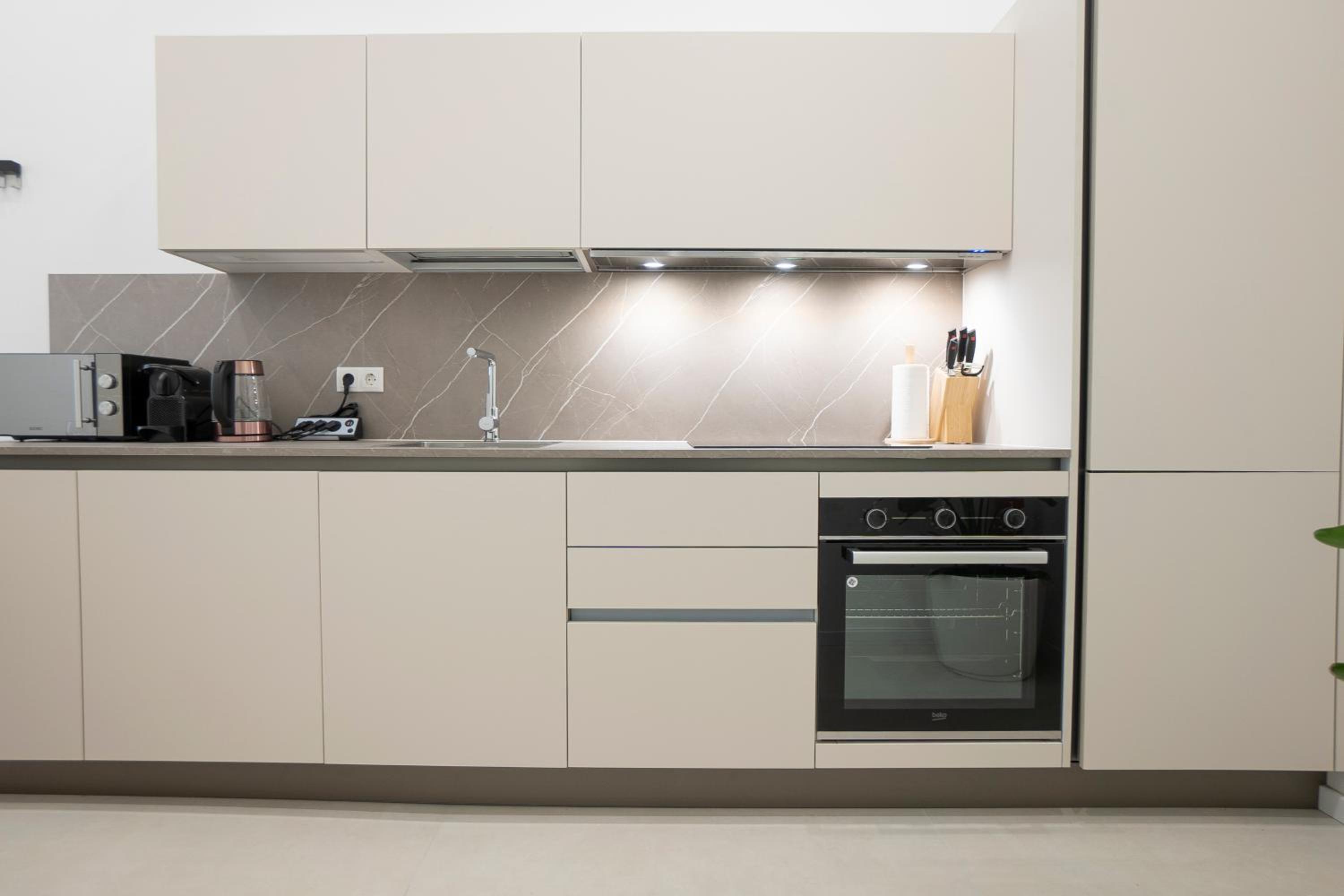 Fully equipped, renovated, perfectly located flat