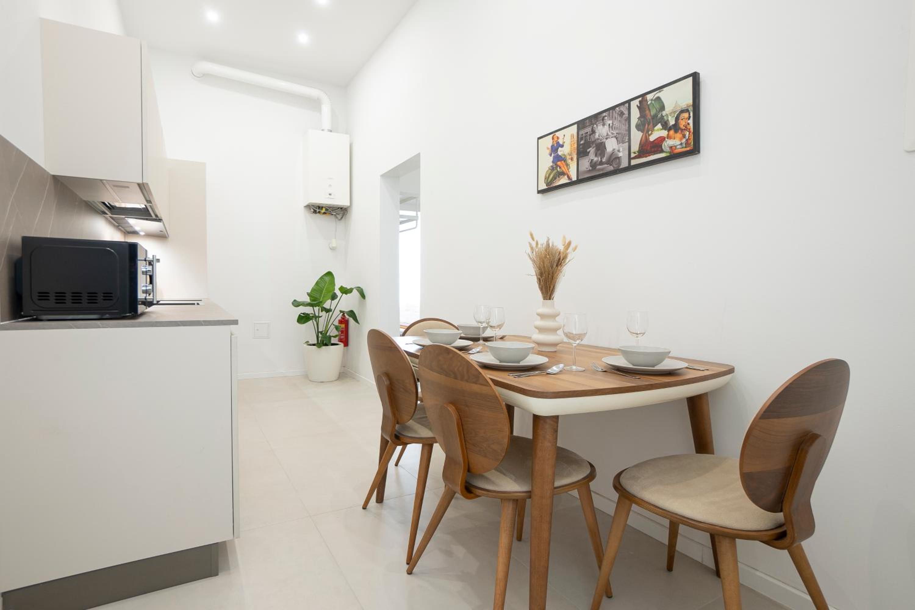 Fully equipped, renovated, perfectly located flat