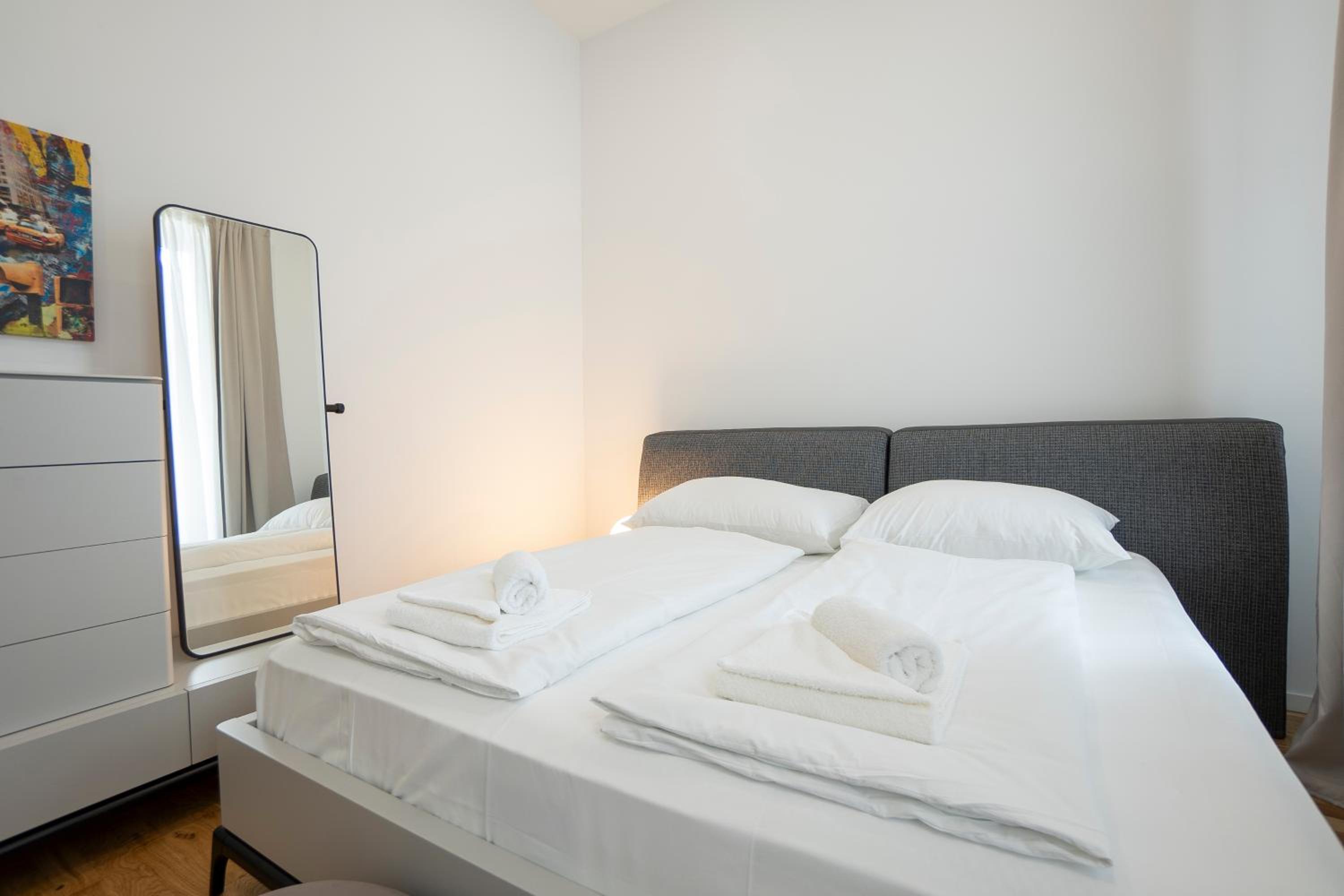 Fully equipped, renovated, perfectly located flat