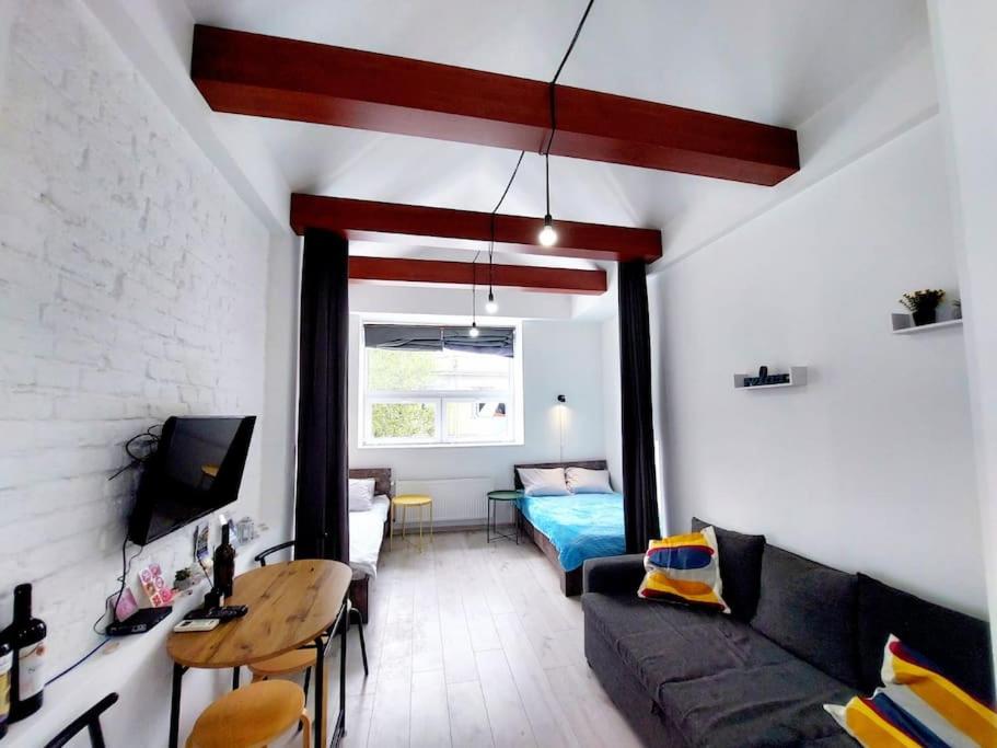 City Center Studio Apt. Near Rustaveli Av. view 2