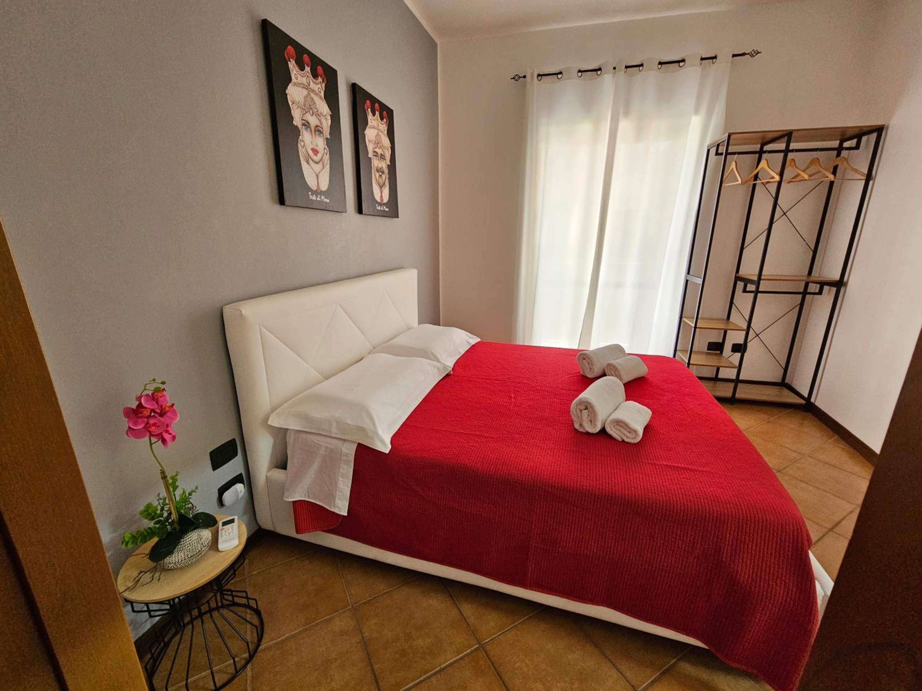 LA CASA DI VIOLA en Palermo — hotel room