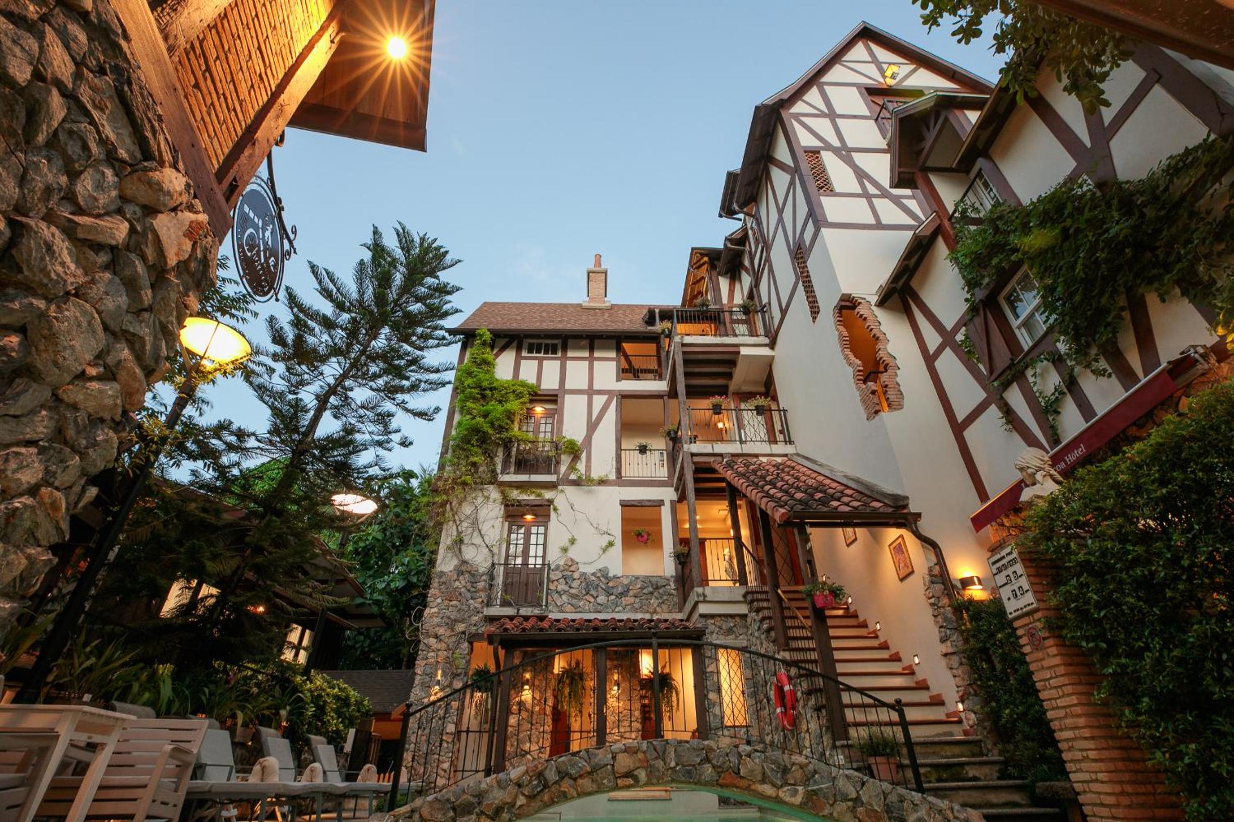 Hotel Le Charcoa Hotel