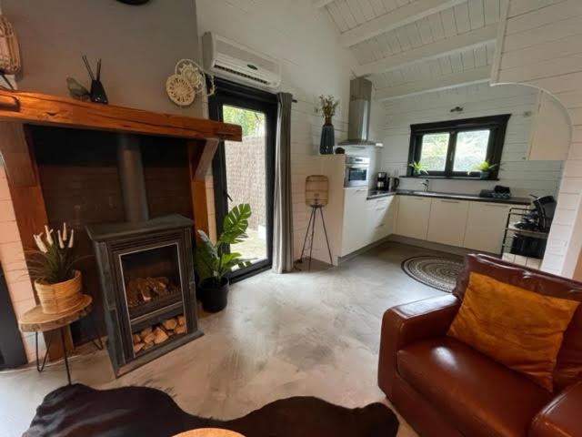 De Genten 2, Vakantiewoning met jacuzzi en sauna view 4
