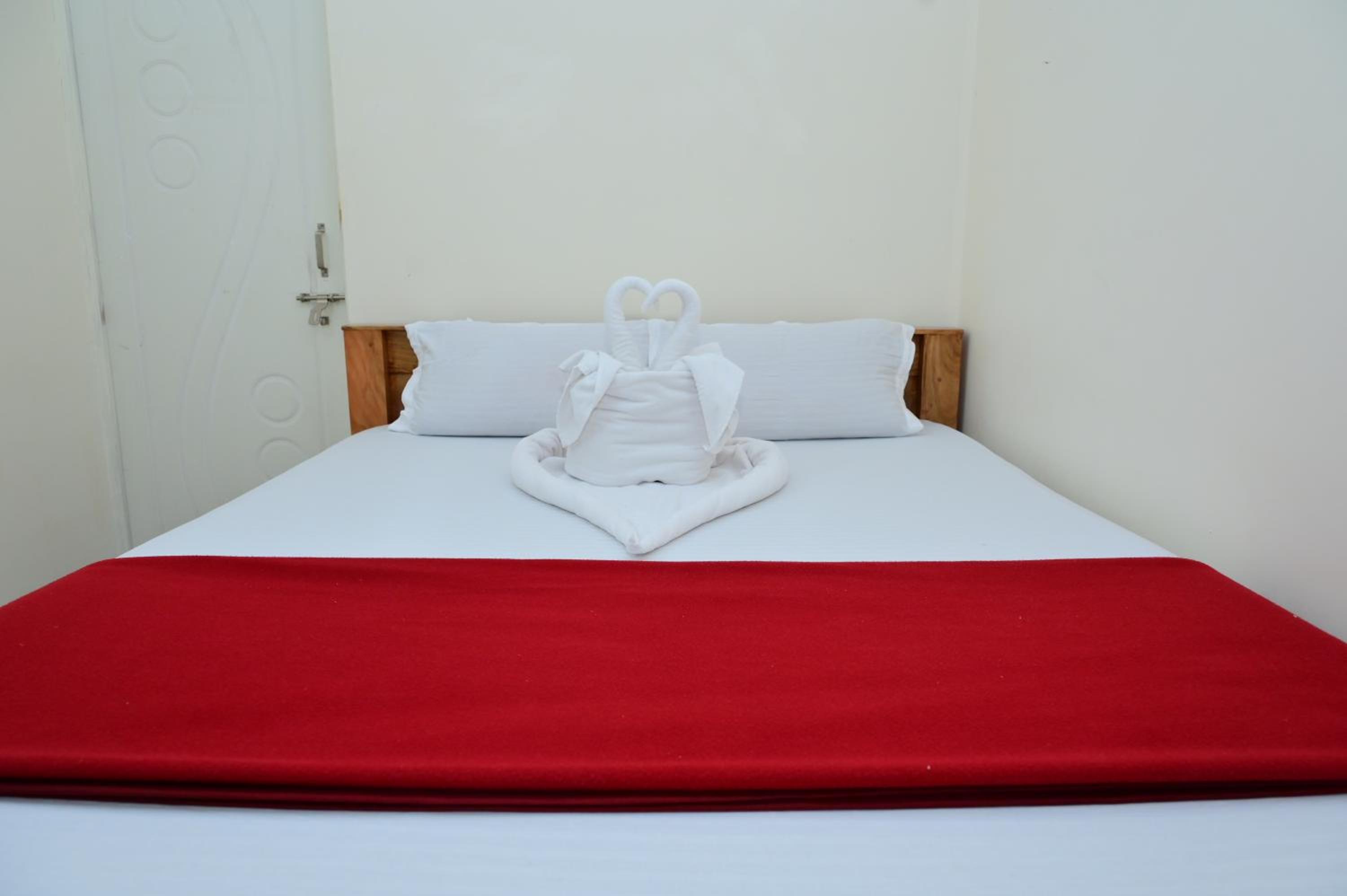 GOLDENGATE HOME STAY