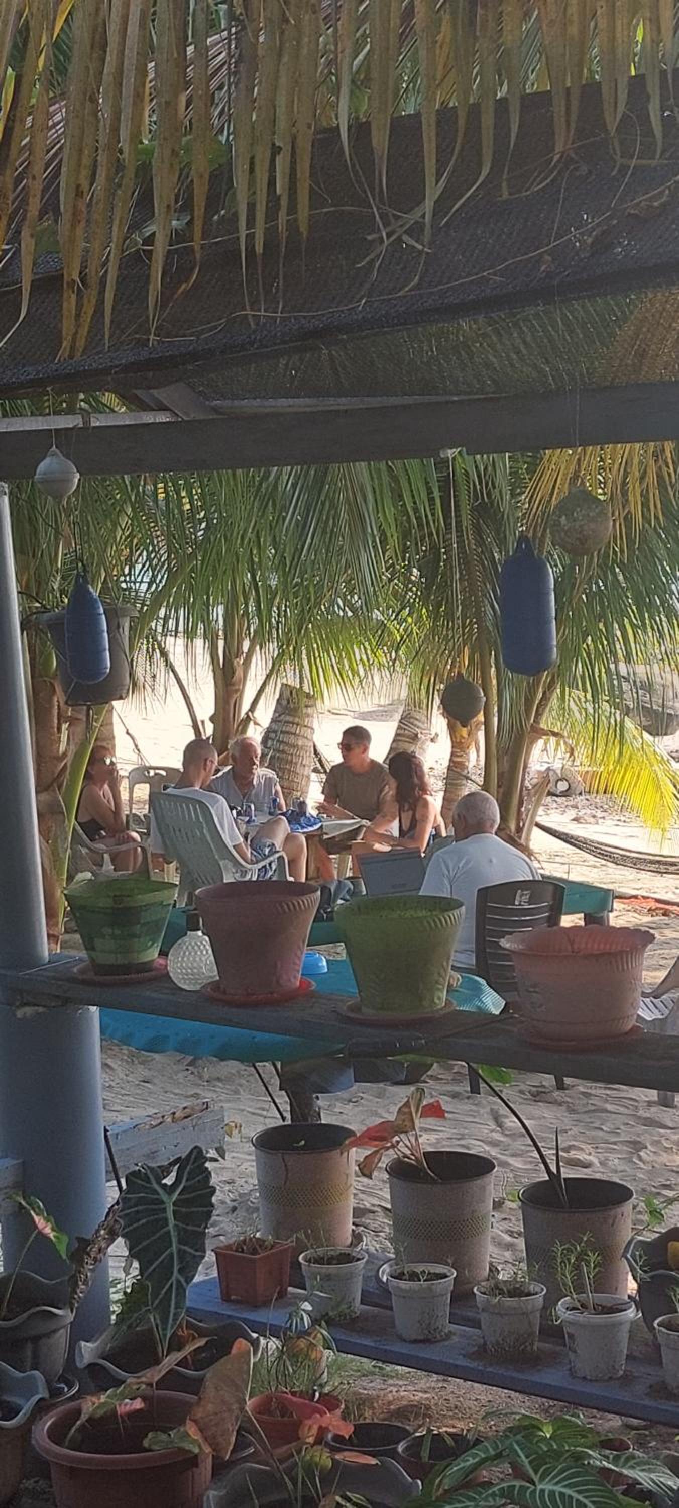 Ella's Place Salang Tioman