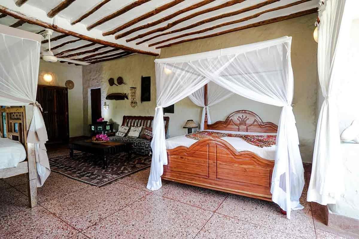 Zi Villa Main House