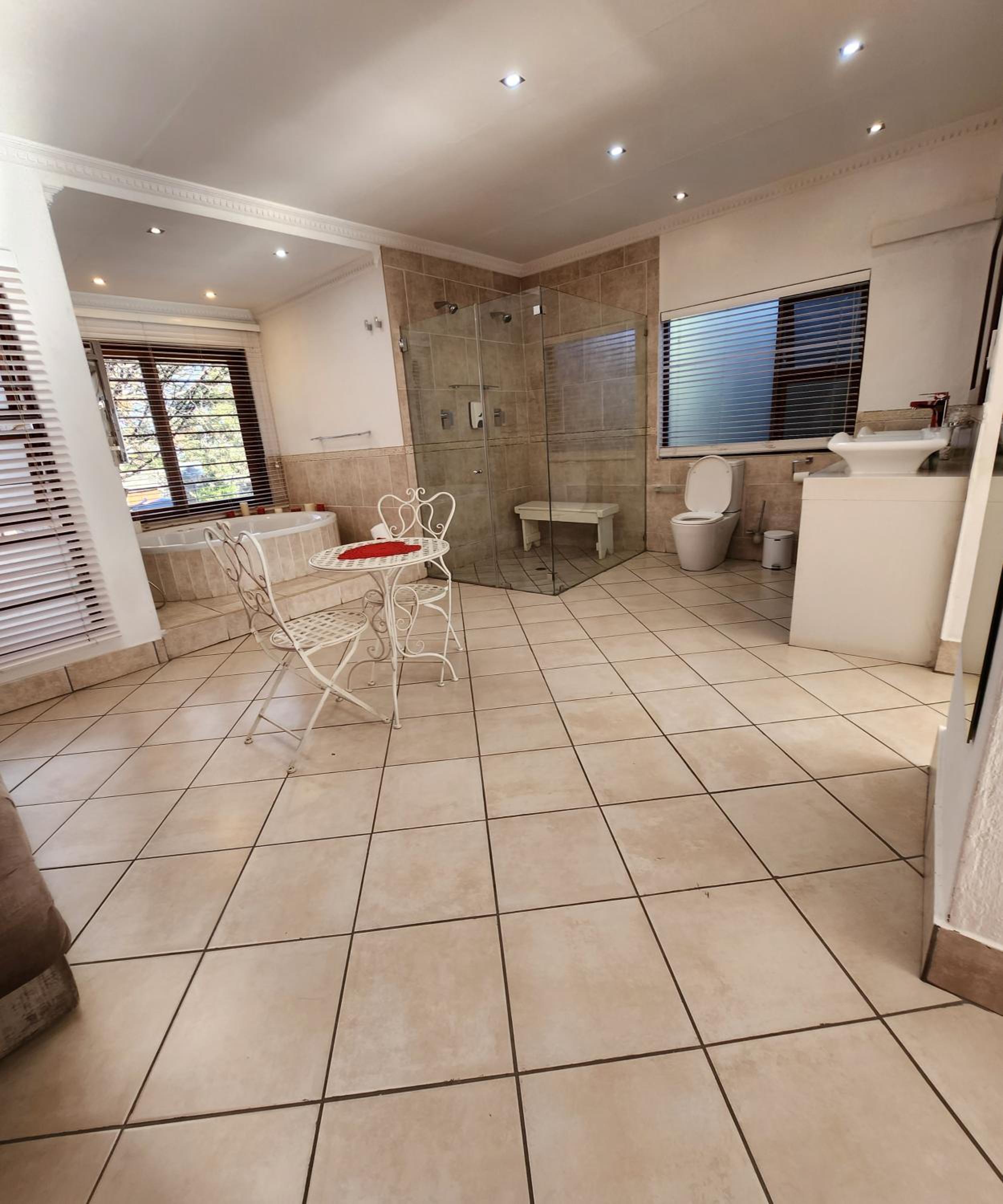 FM GUEST LODGE Comfort, Tranquility & Peace of Mind