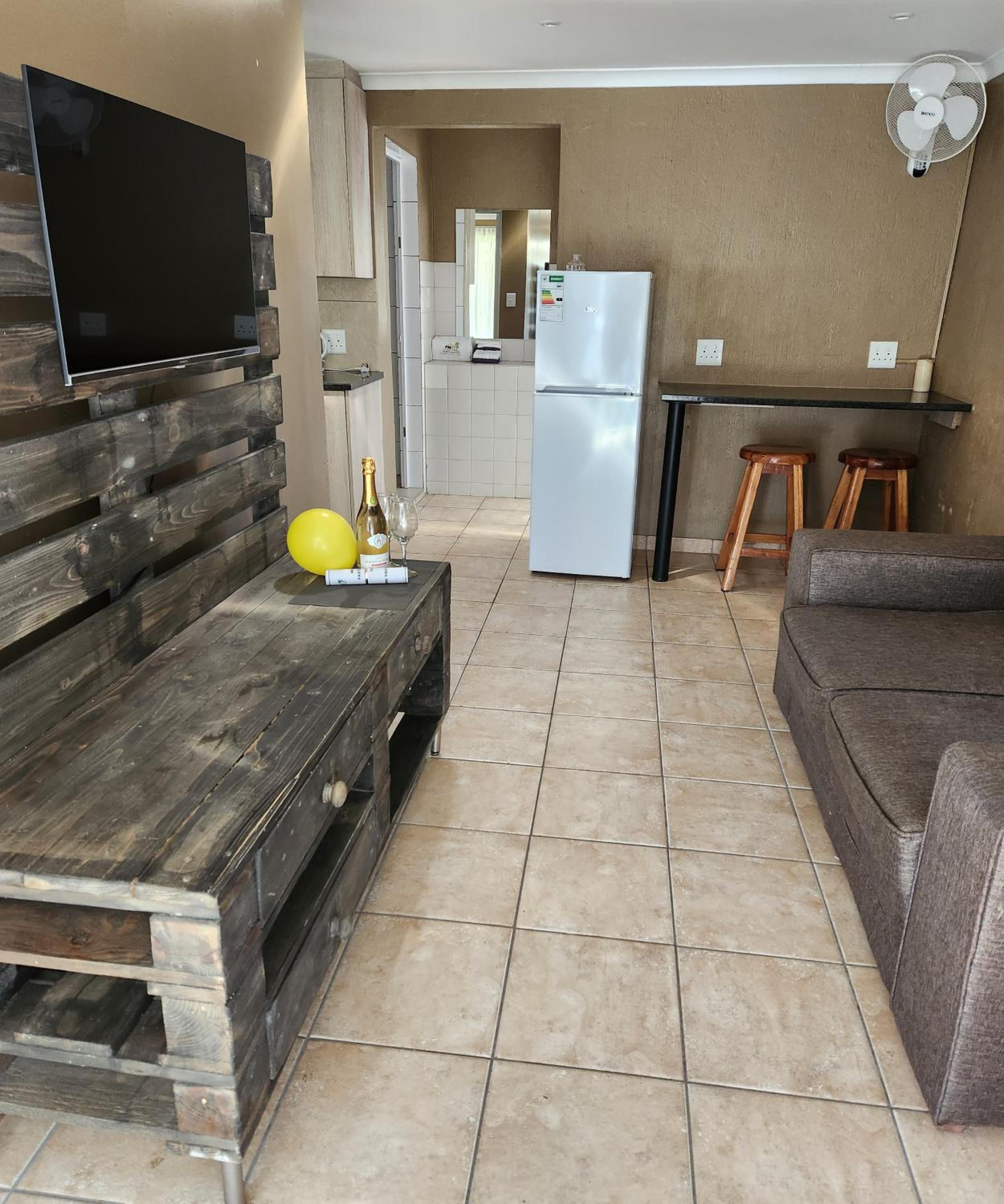 FM GUEST LODGE Comfort, Tranquility & Peace of Mind