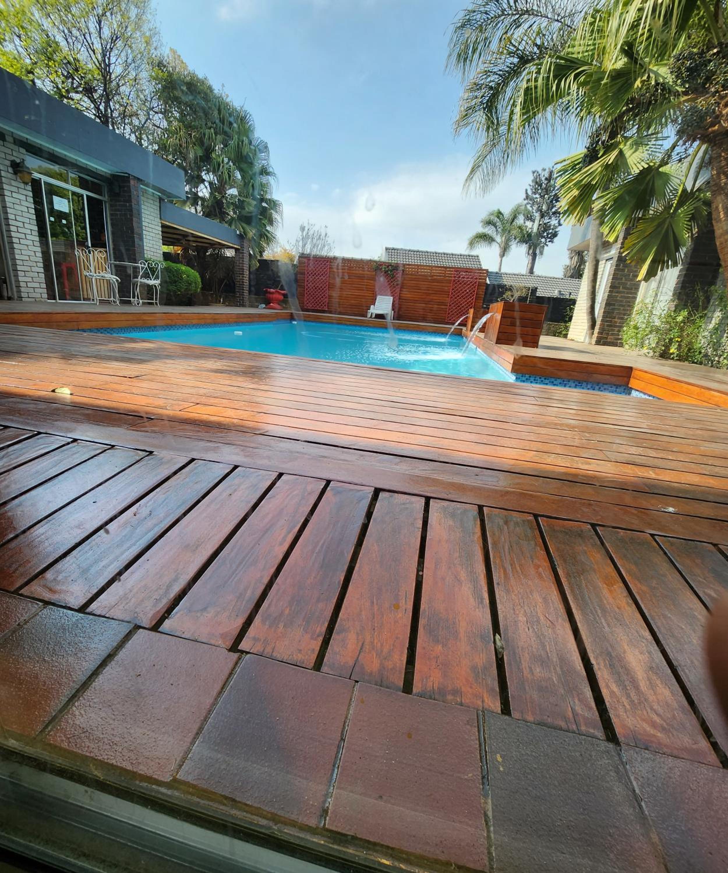 FM GUEST LODGE Comfort, Tranquility & Peace of Mind