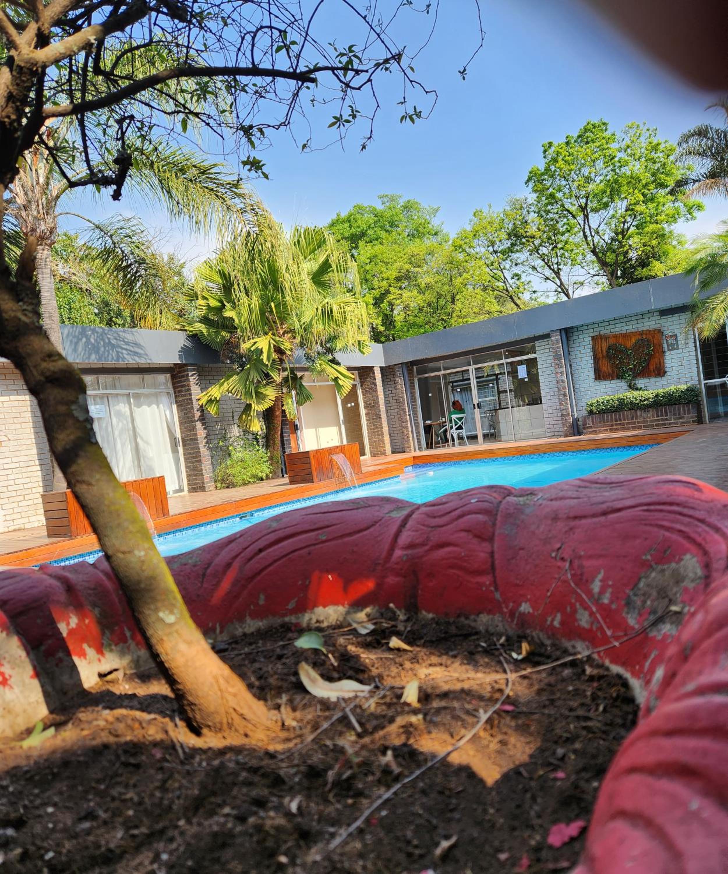 FM GUEST LODGE Comfort, Tranquility & Peace of Mind