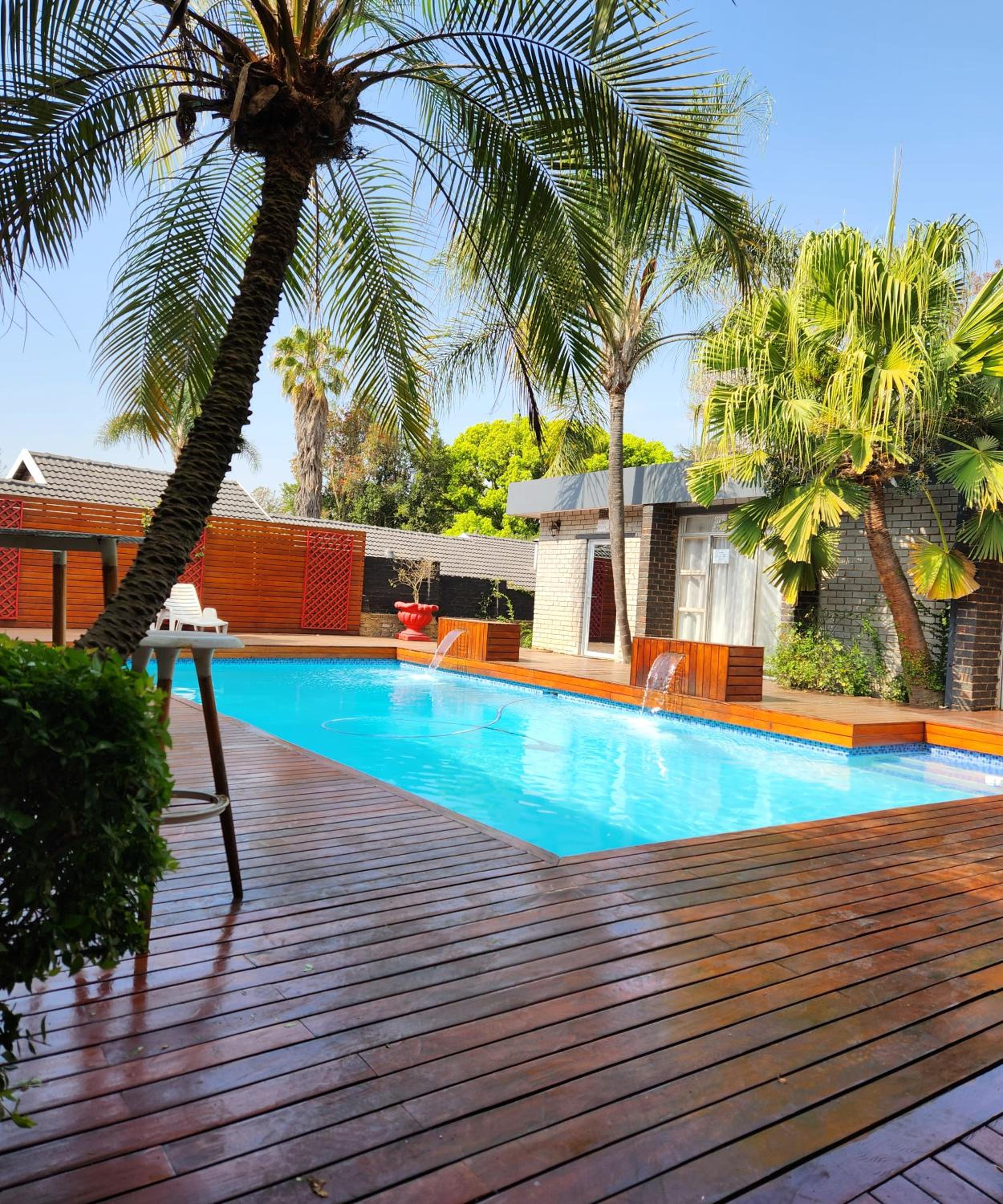 FM GUEST LODGE Comfort, Tranquility & Peace of Mind