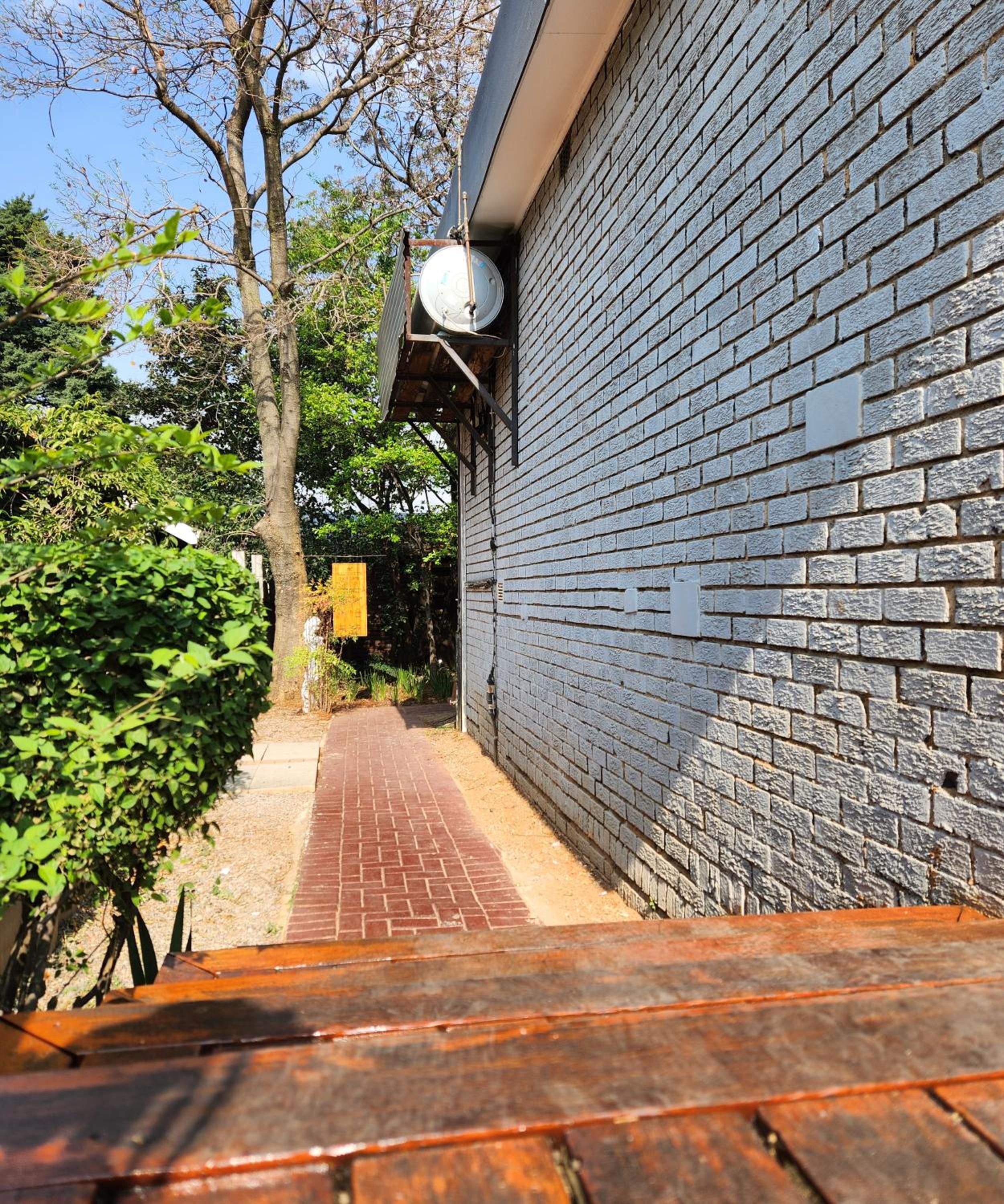 FM GUEST LODGE Comfort, Tranquility & Peace of Mind