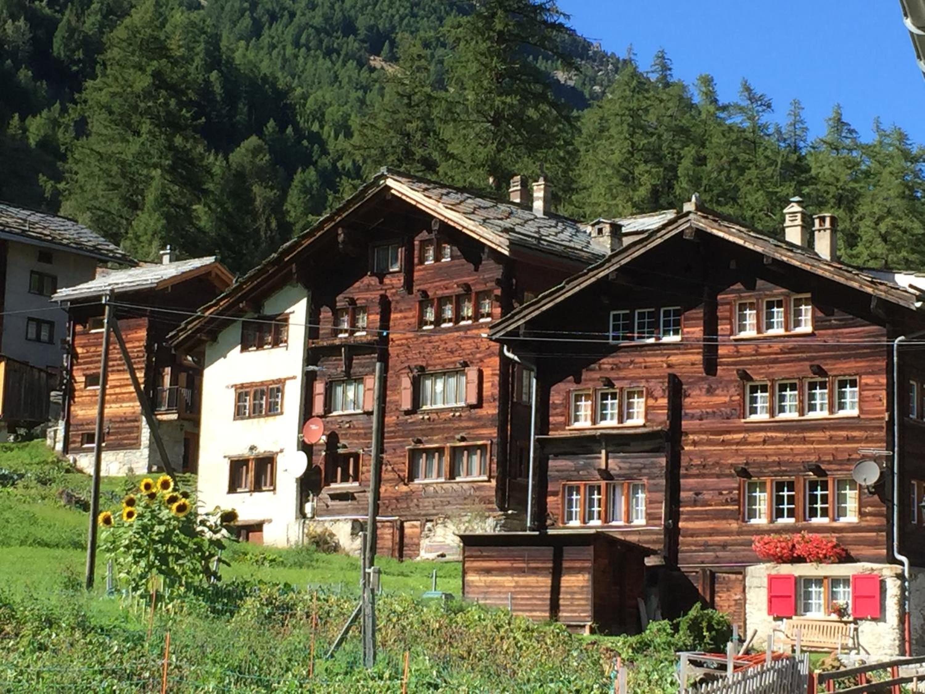 Weissmies Lodge