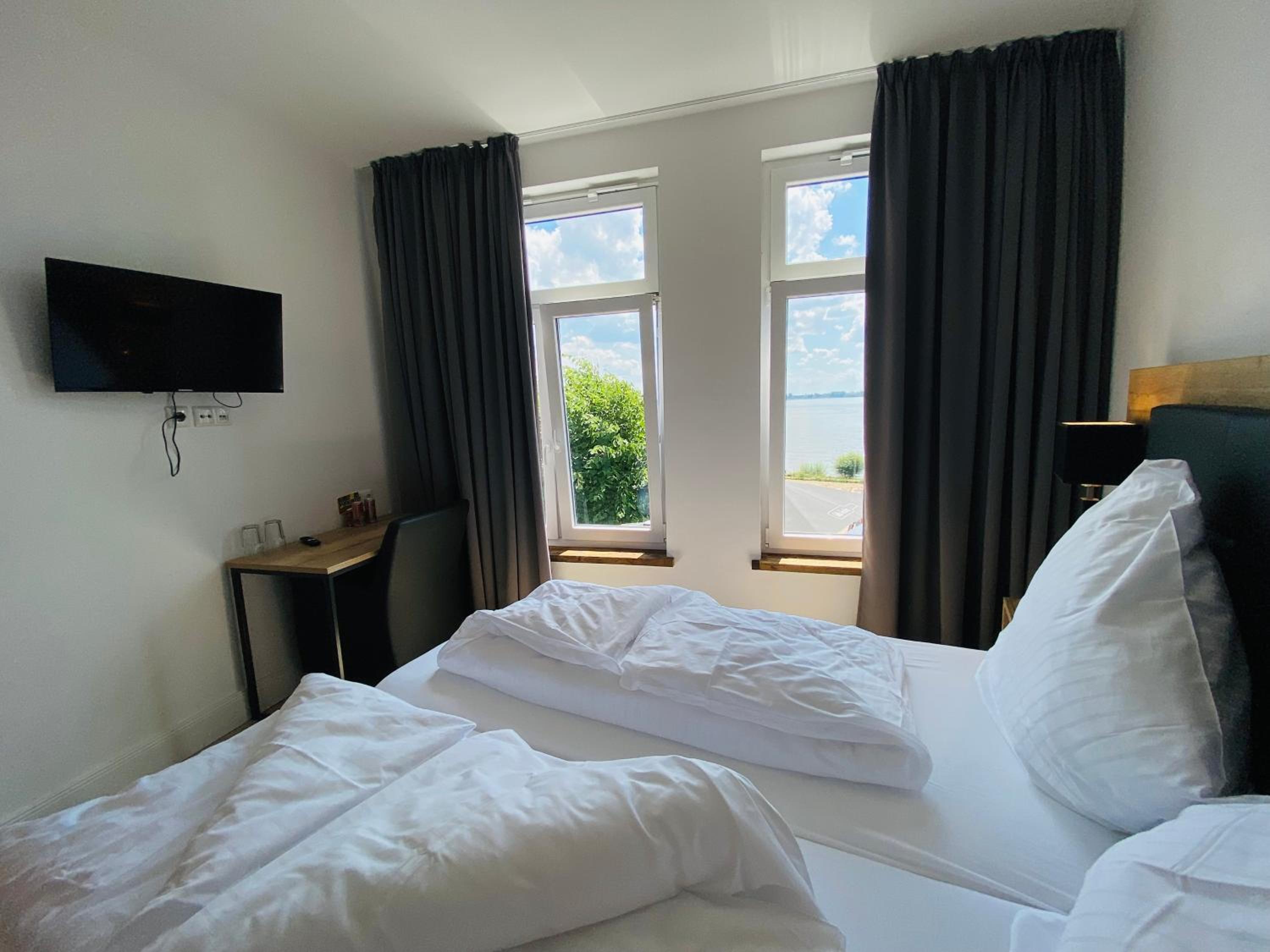 Hamburg Vacations - Strandhaus Blankenese - Property Image 16