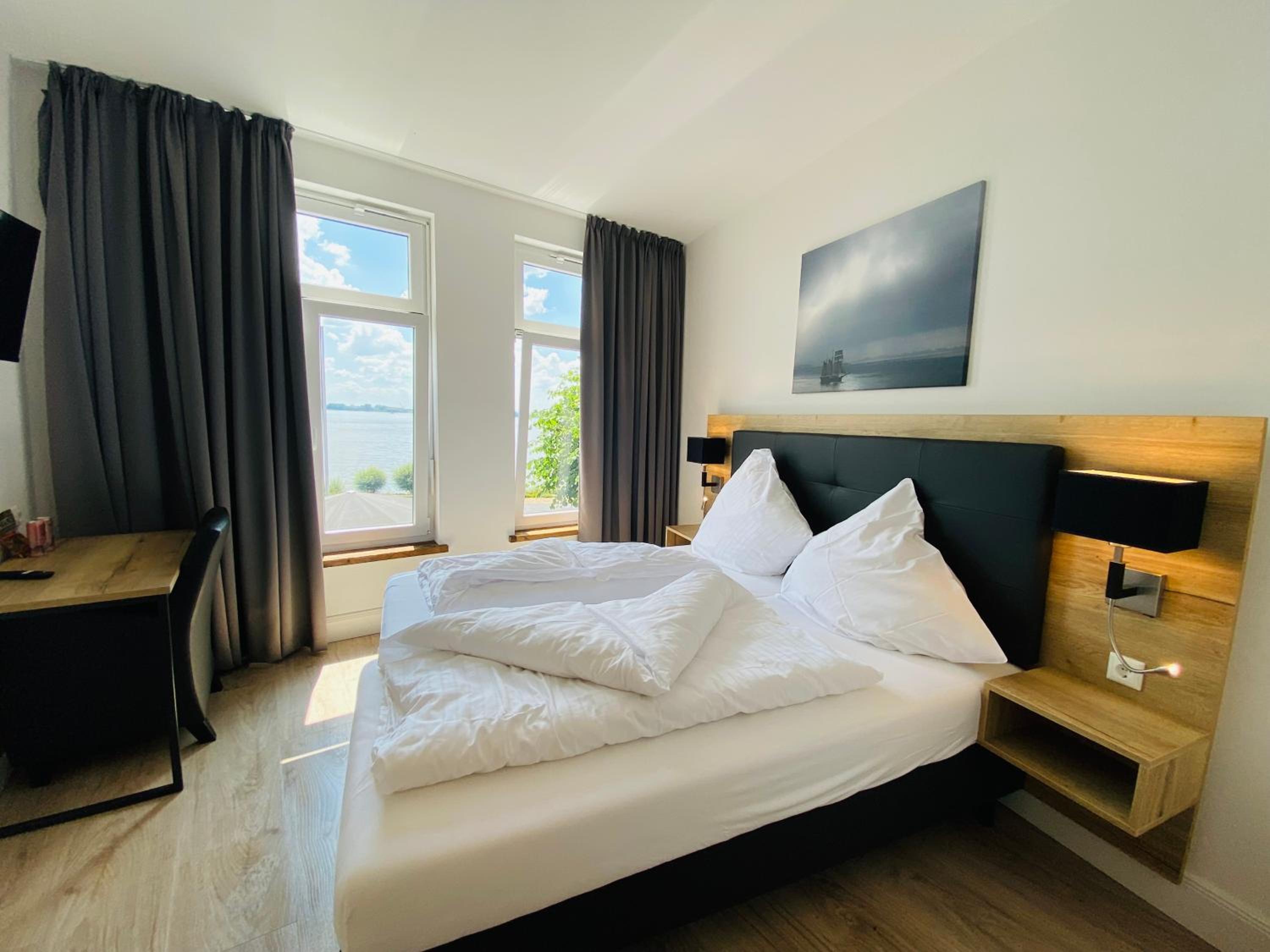 Hamburg Vacations - Strandhaus Blankenese - Property Image 12