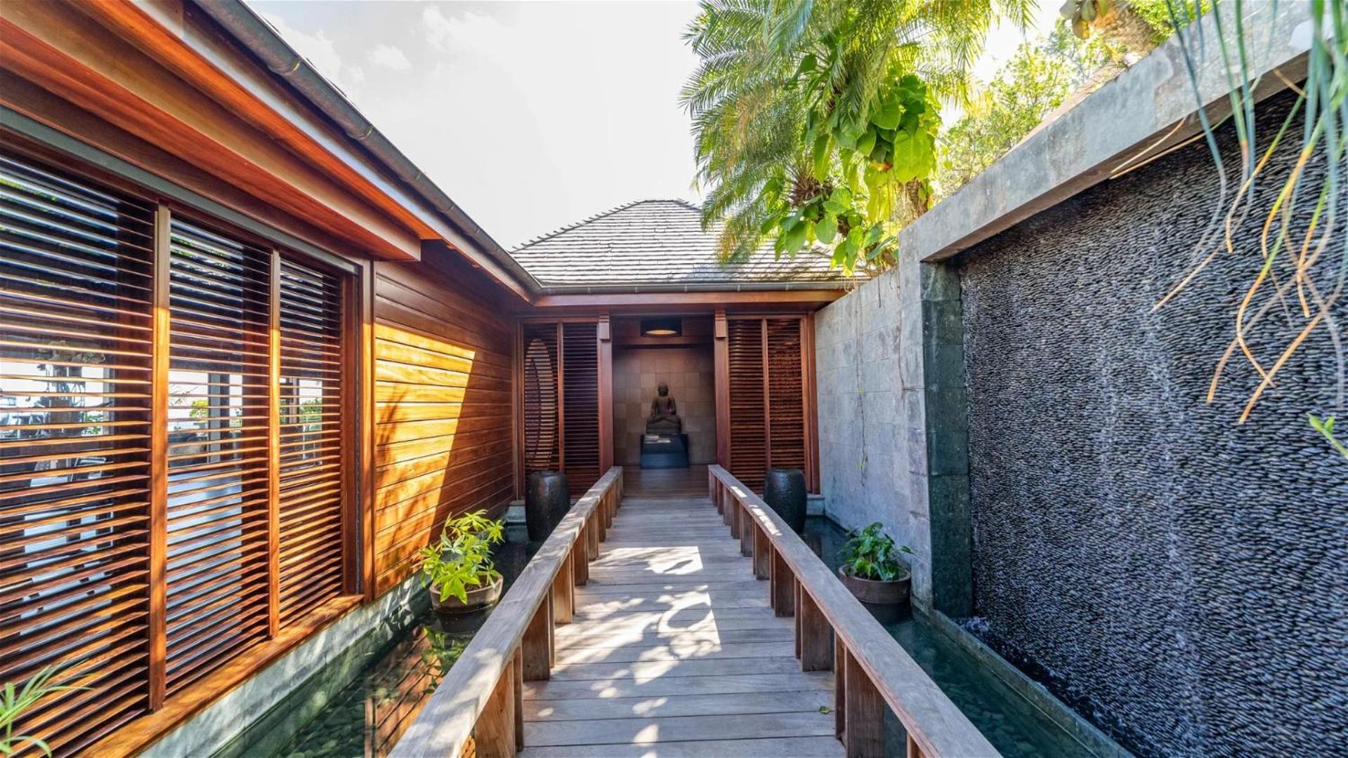 Villa Jade