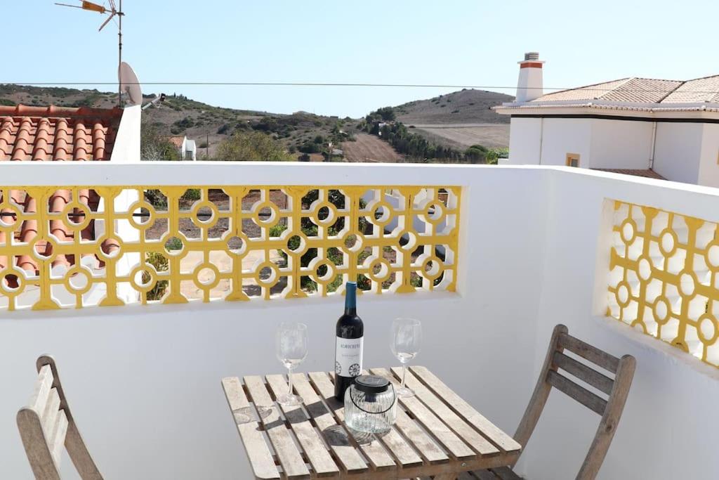 Casa Vento Budens view 3