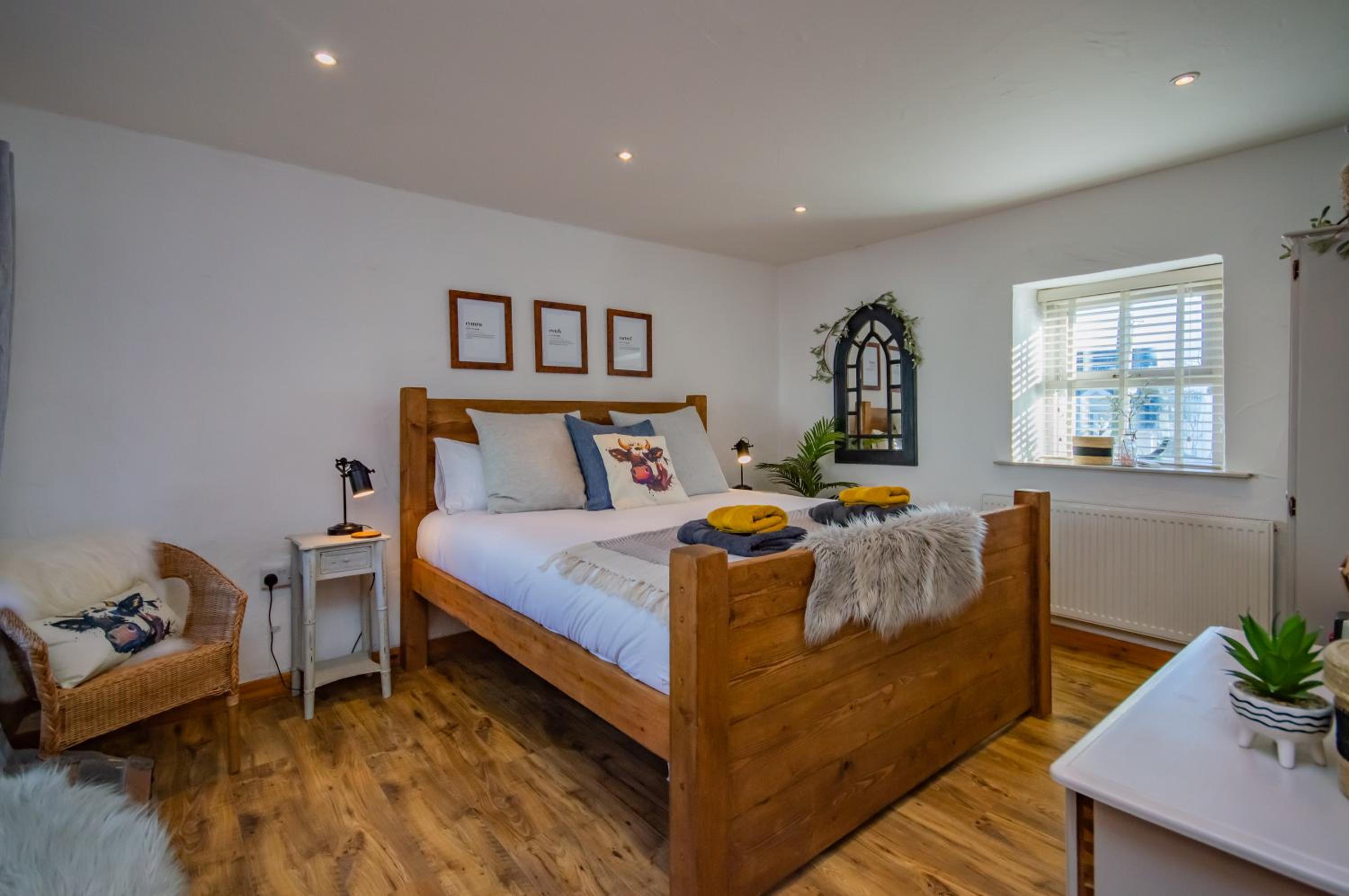 Cosy Farm Conversion In The Heart Of Pembrokeshire view 3