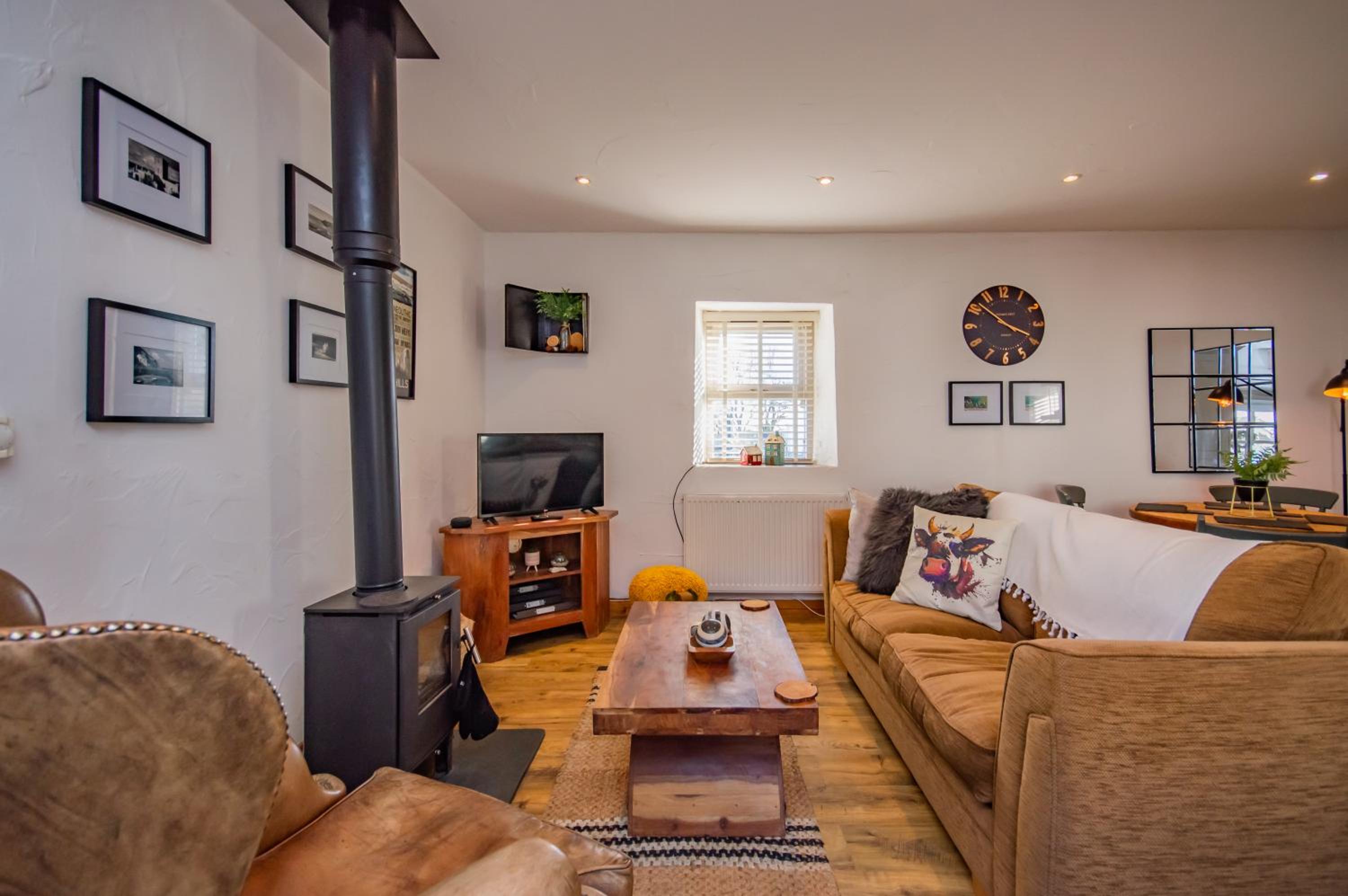 Cosy Farm Conversion In The Heart Of Pembrokeshire view 2