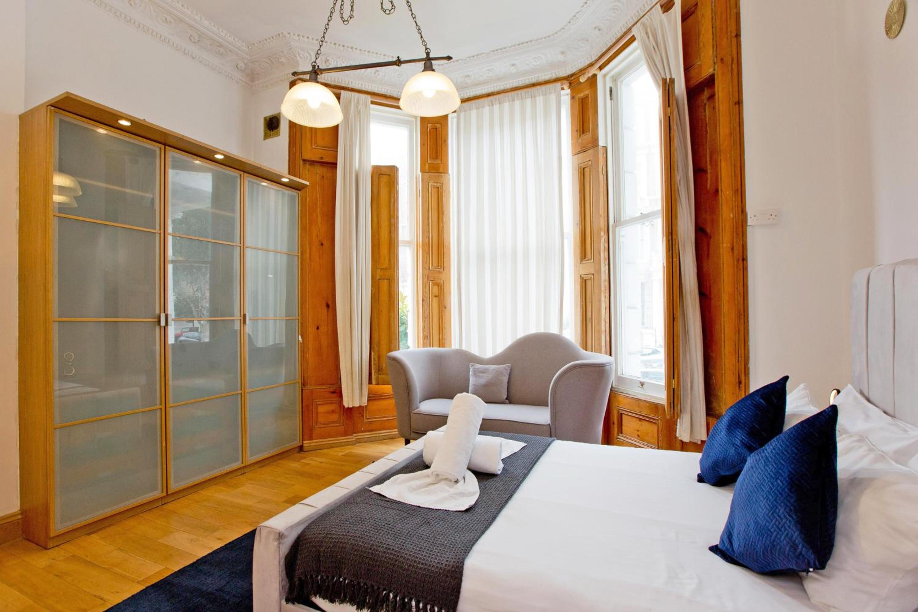 Imperial Earls Court Apartments