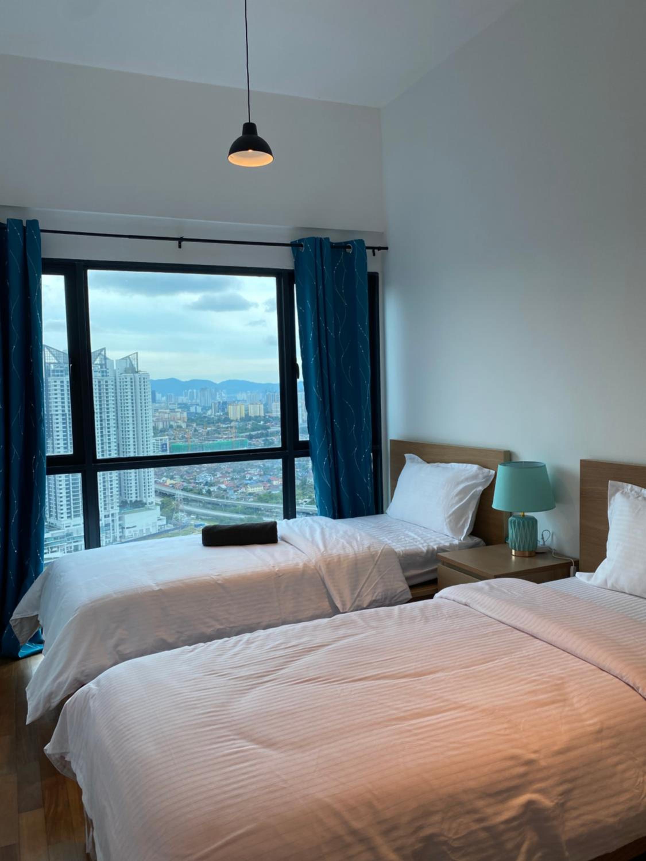 Reizz Residence By Leo Suites