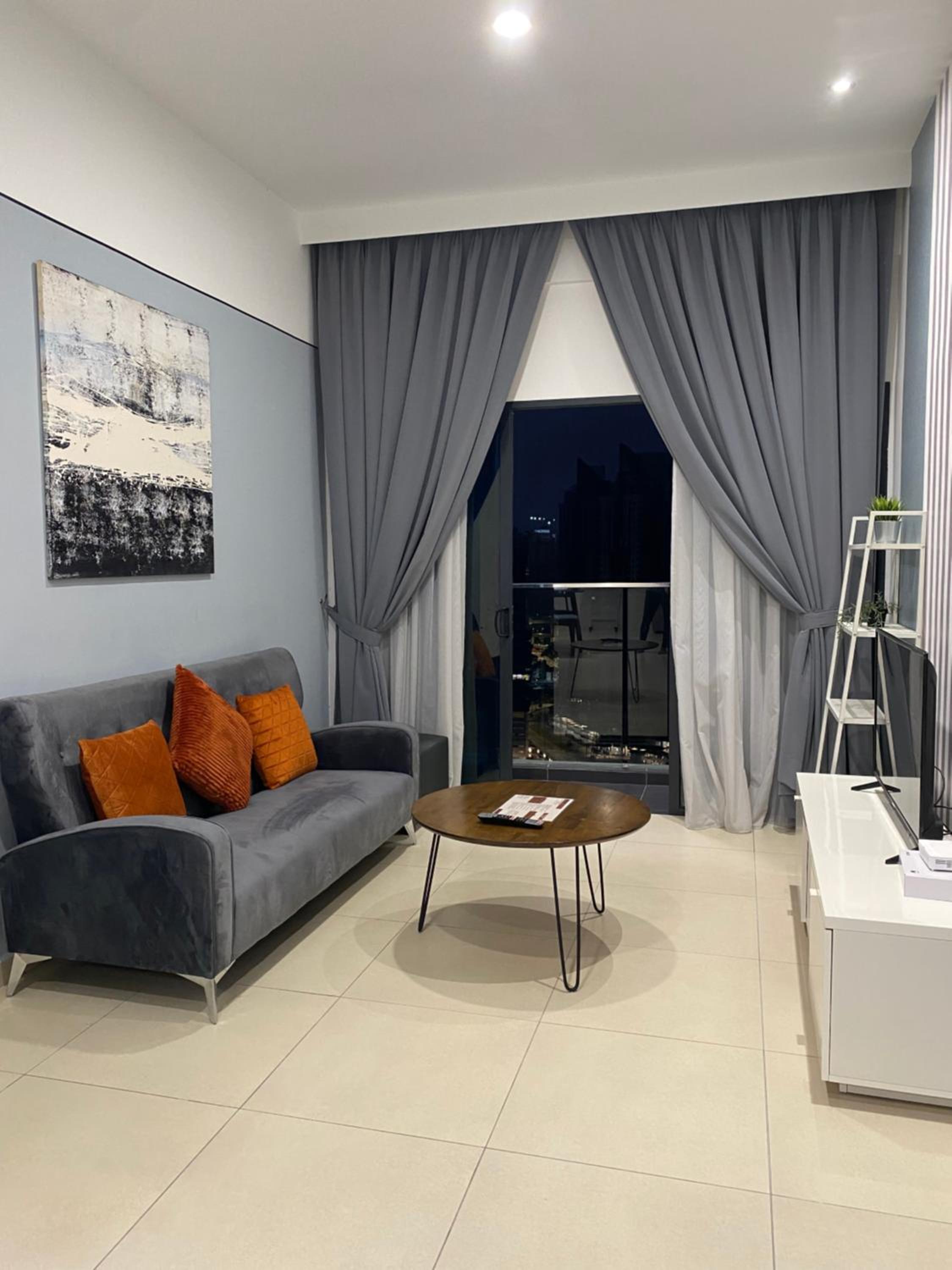 Reizz Residence By Leo Suites
