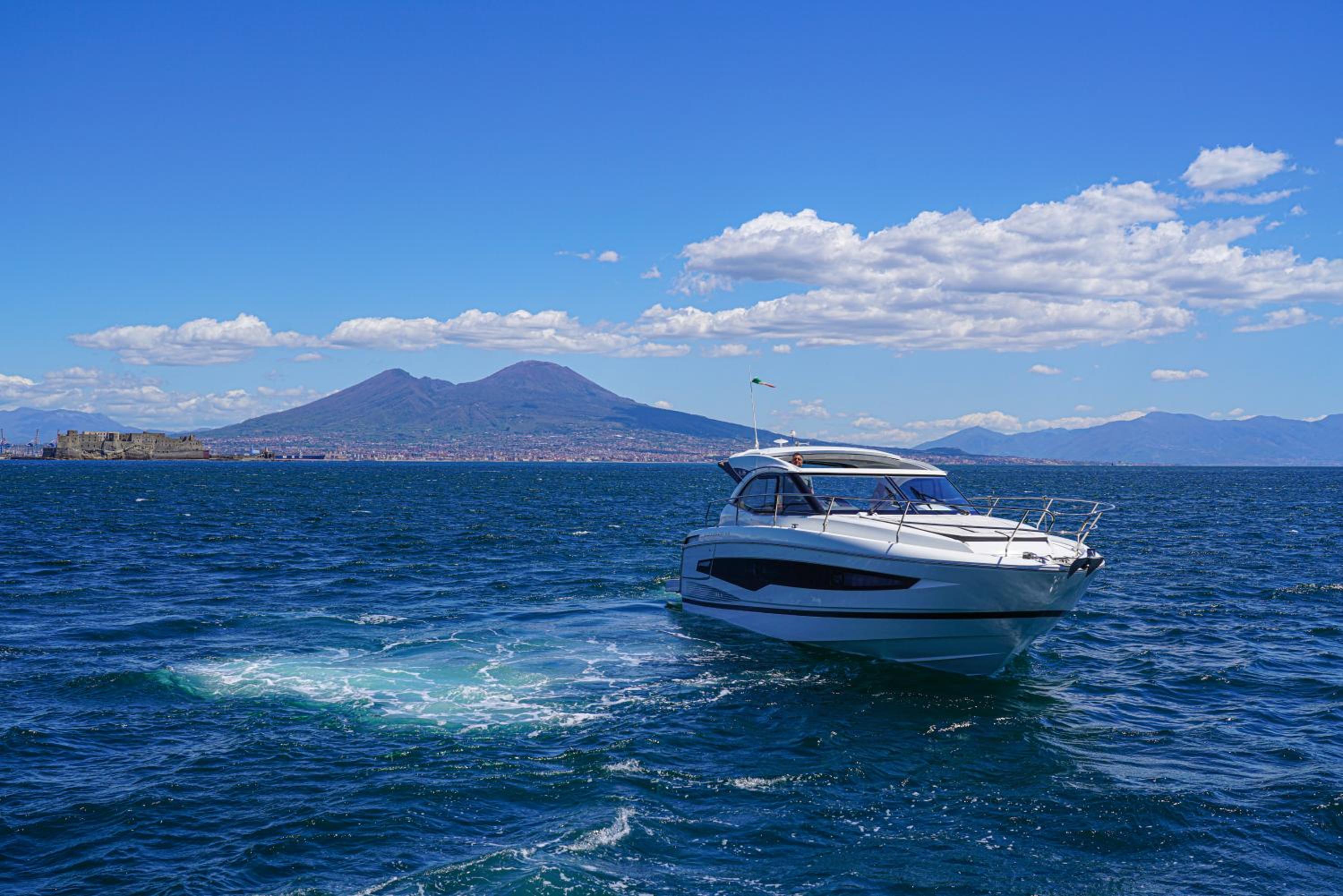 SuiteOnBoat