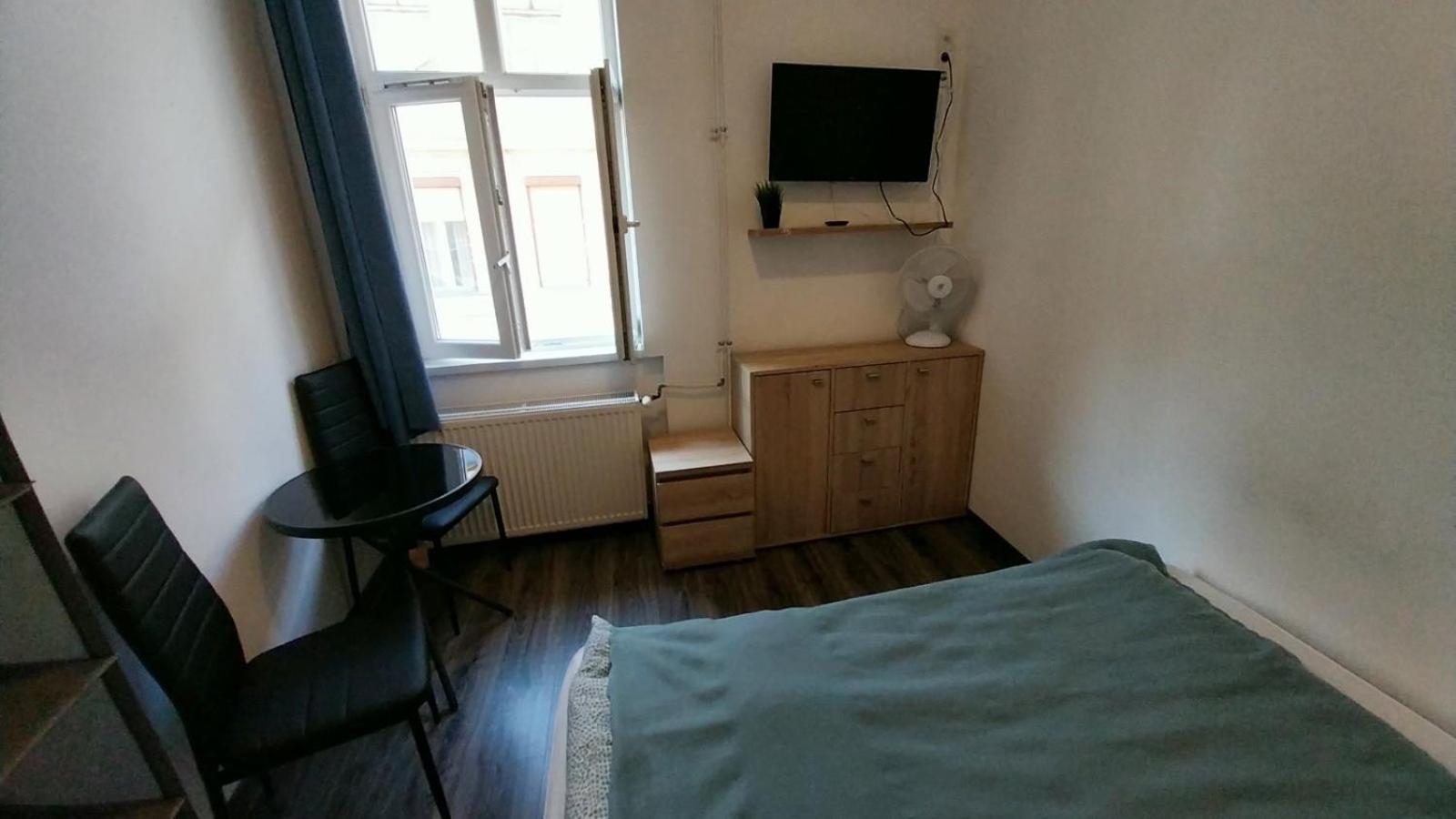 Photo 37