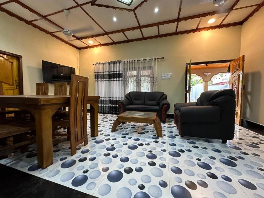 Villa in Kalviyankadu