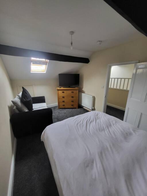 The Dublin Packet Apartment view 3