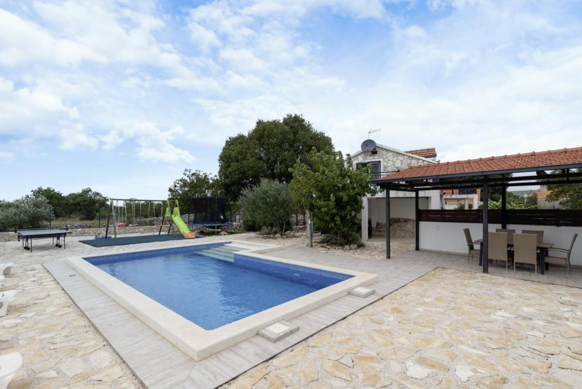 Villa Emanuel in Ljubitovica - Haus für 4-6 Personen view 3