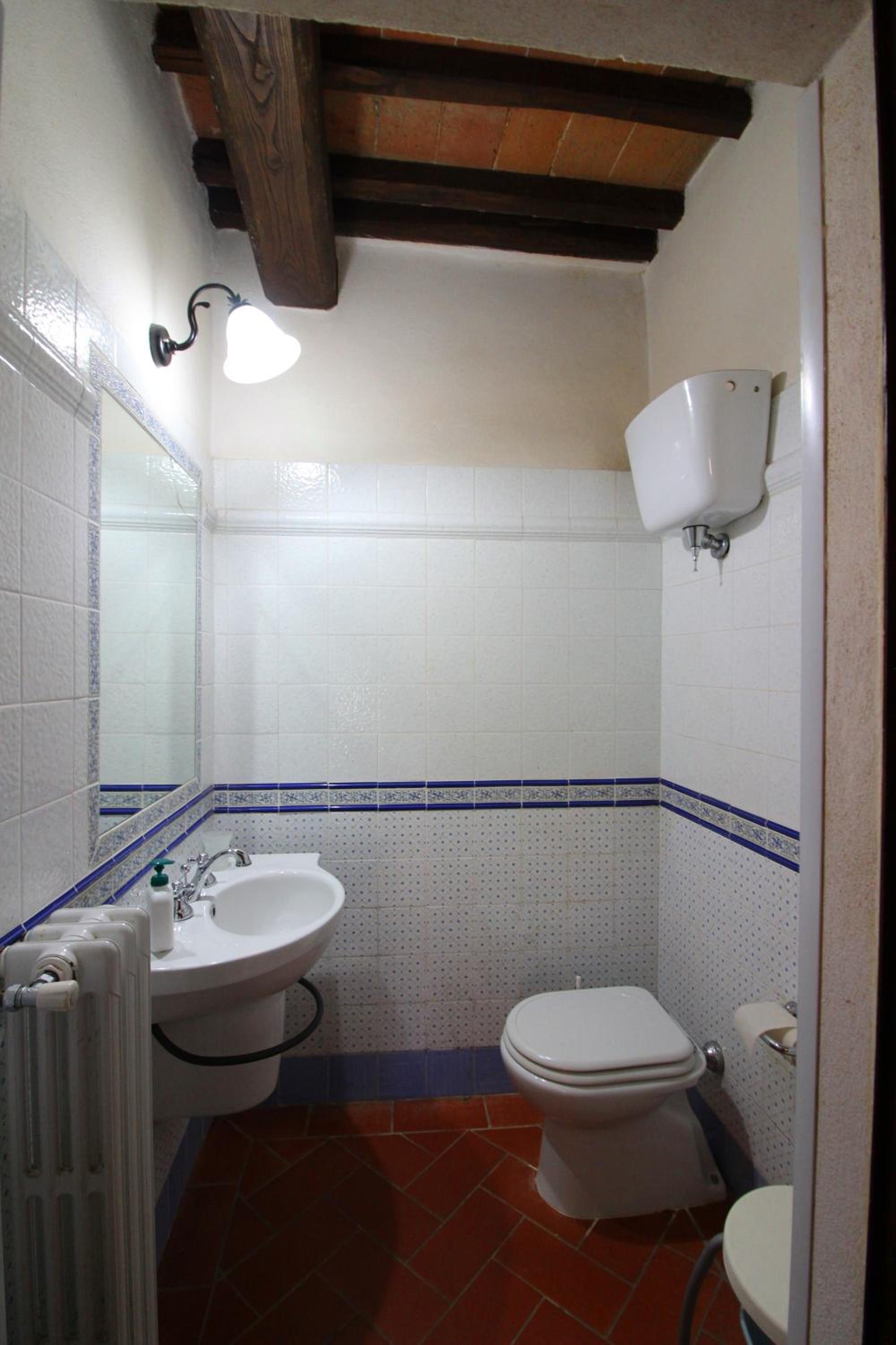 Photo 34