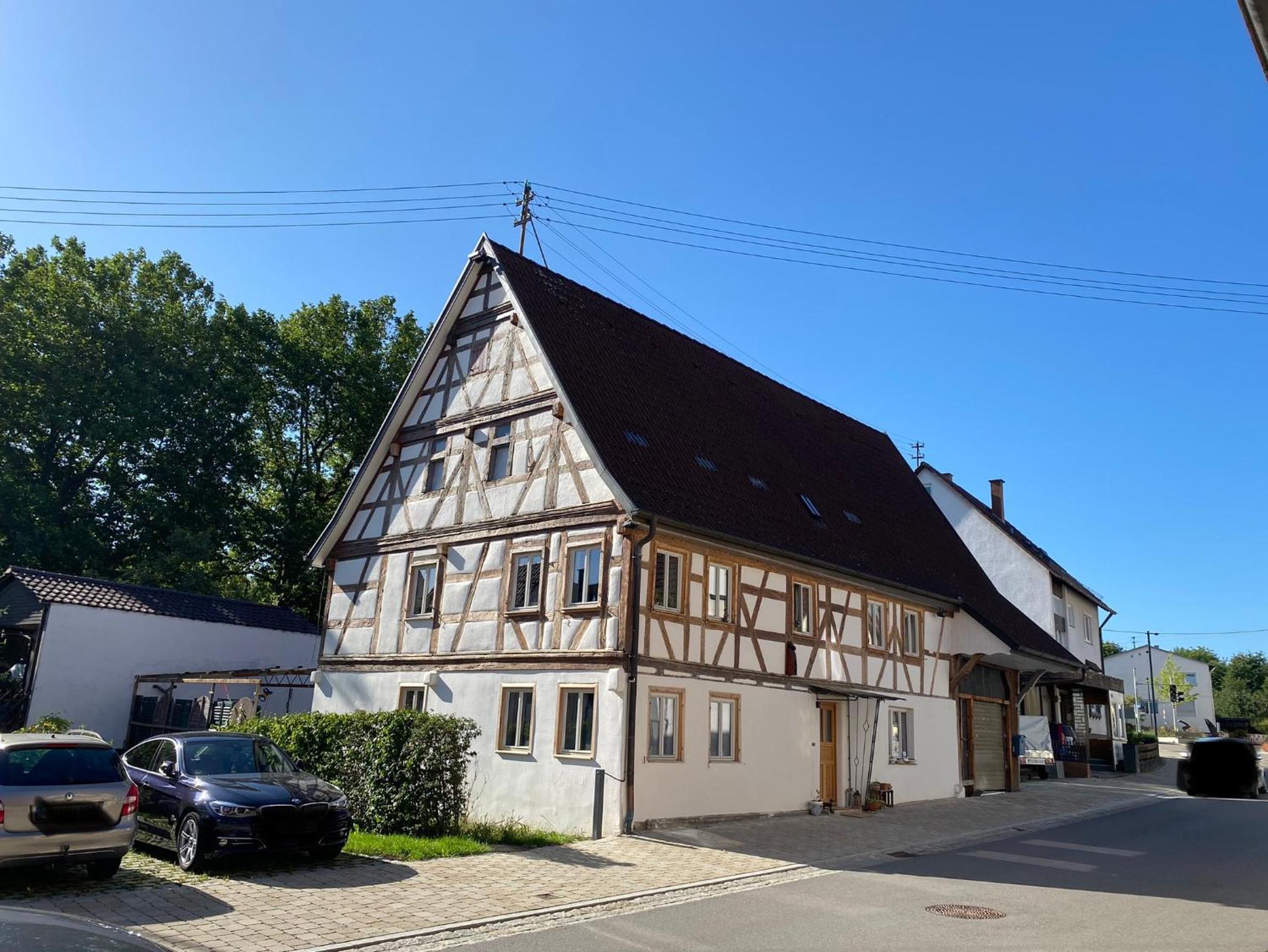 Ganze Wohnung - Erdgeschoss - sehr ruhig - Hundefreundlich - Regendusche - Bodenheizung - Küche - easy Check-in mit Schlüsselbox