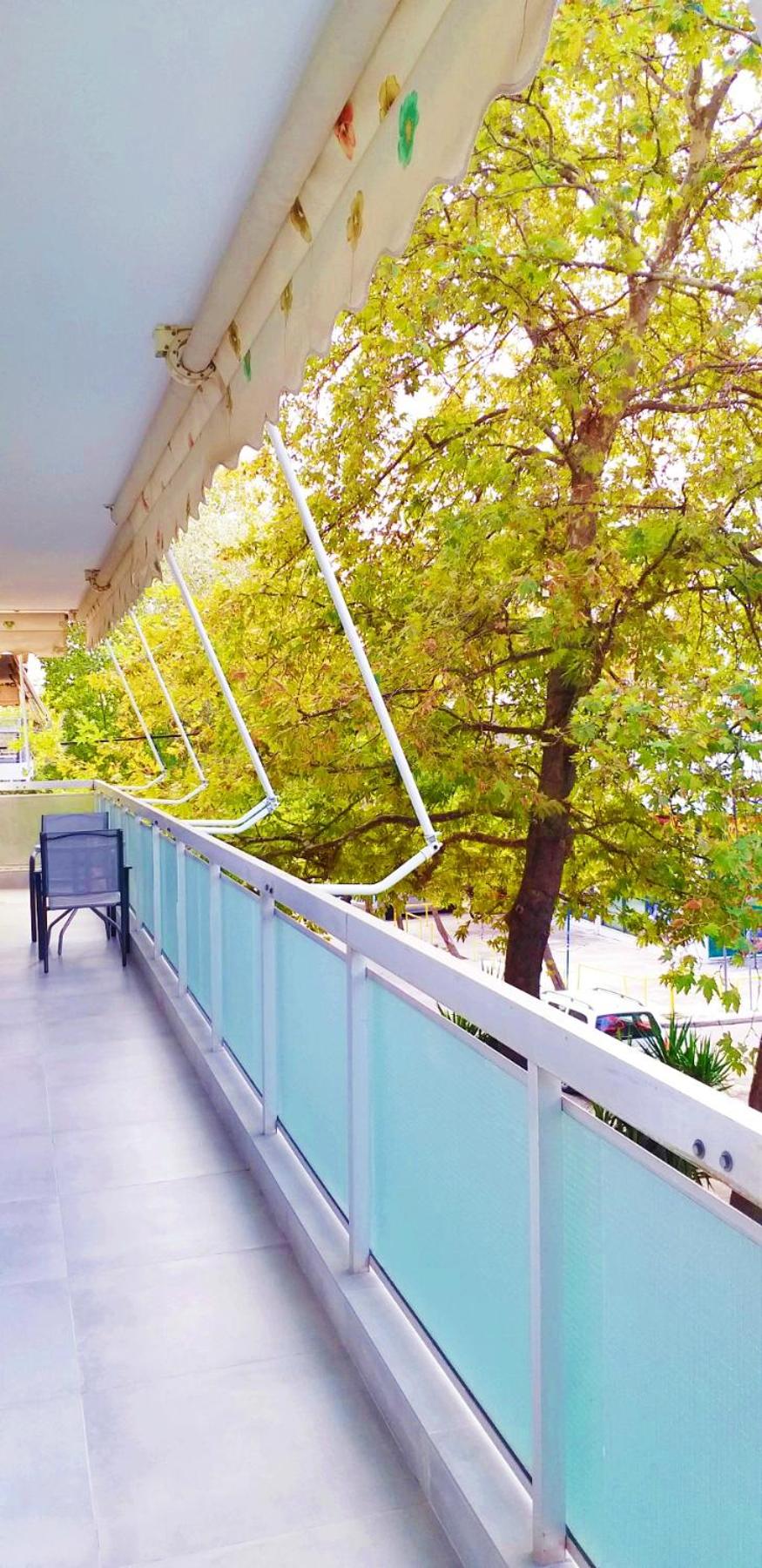Blossom House Marousi & Parking