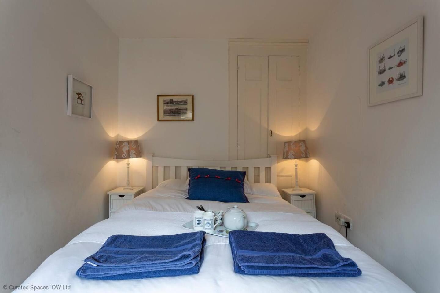 2 Elgin House view 2