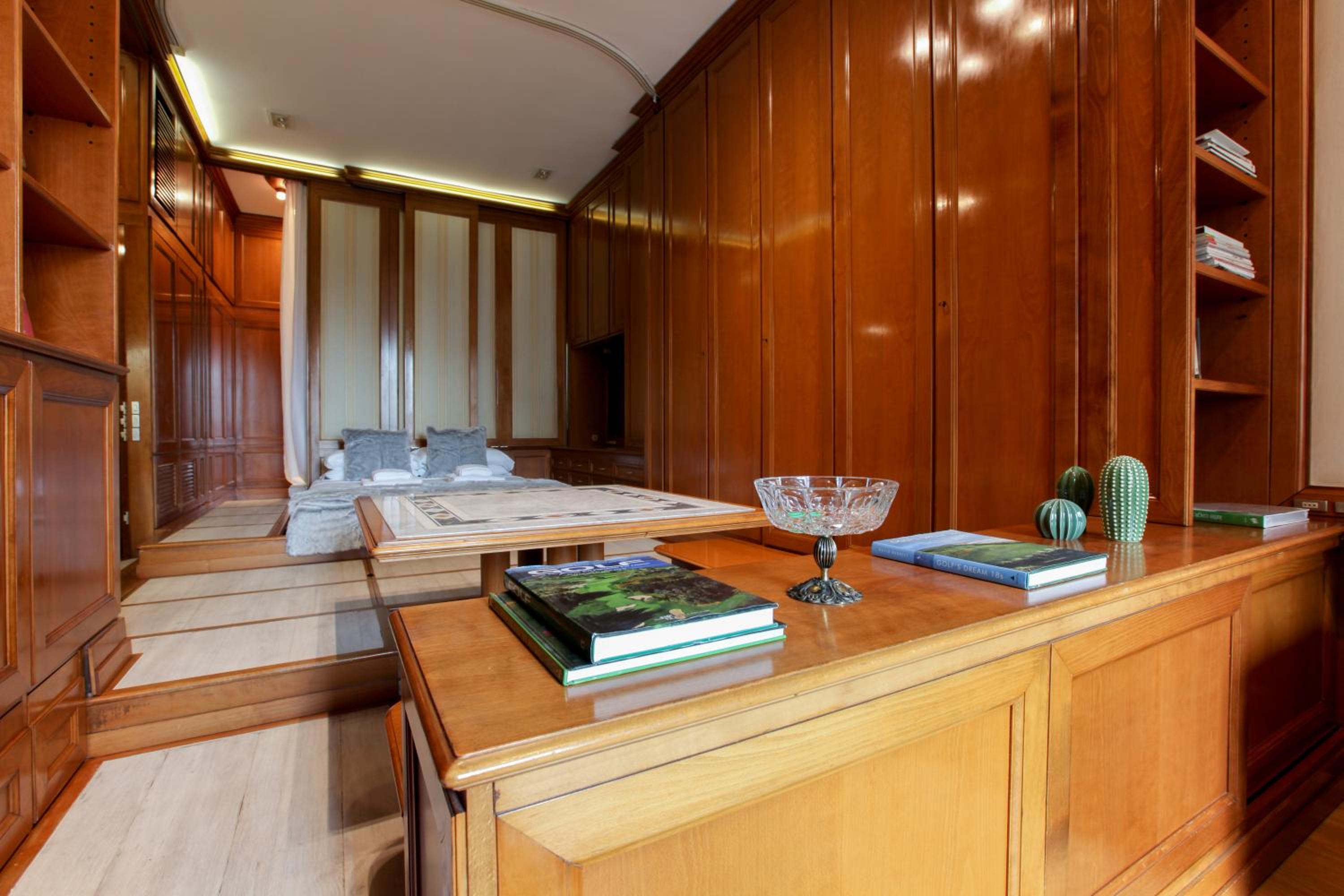 San Babila apartment