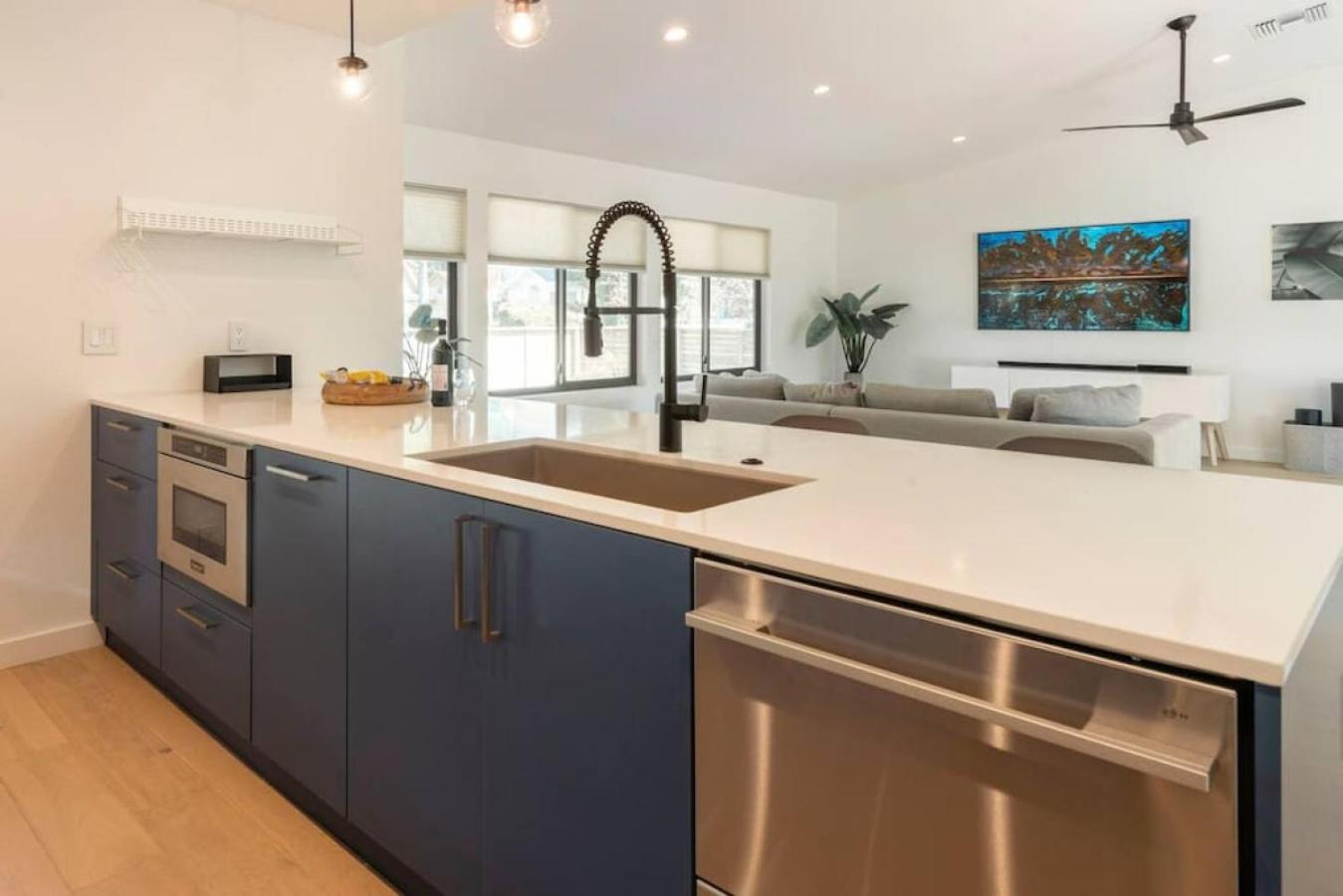Stunning Modern Home in Hip Enclave near DT