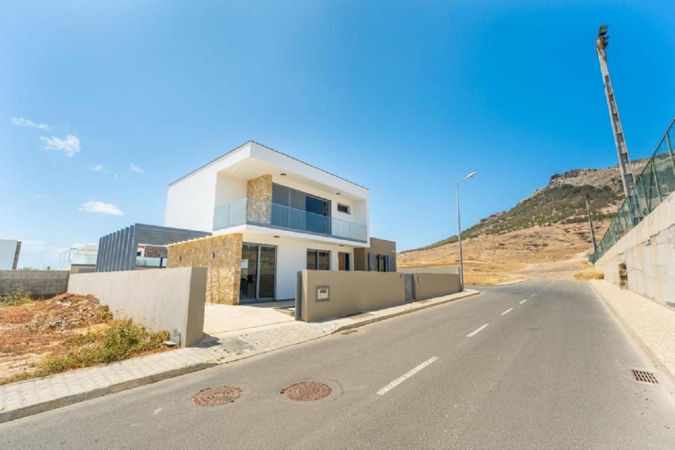 Golden House By Madeira Sun Travel view 2