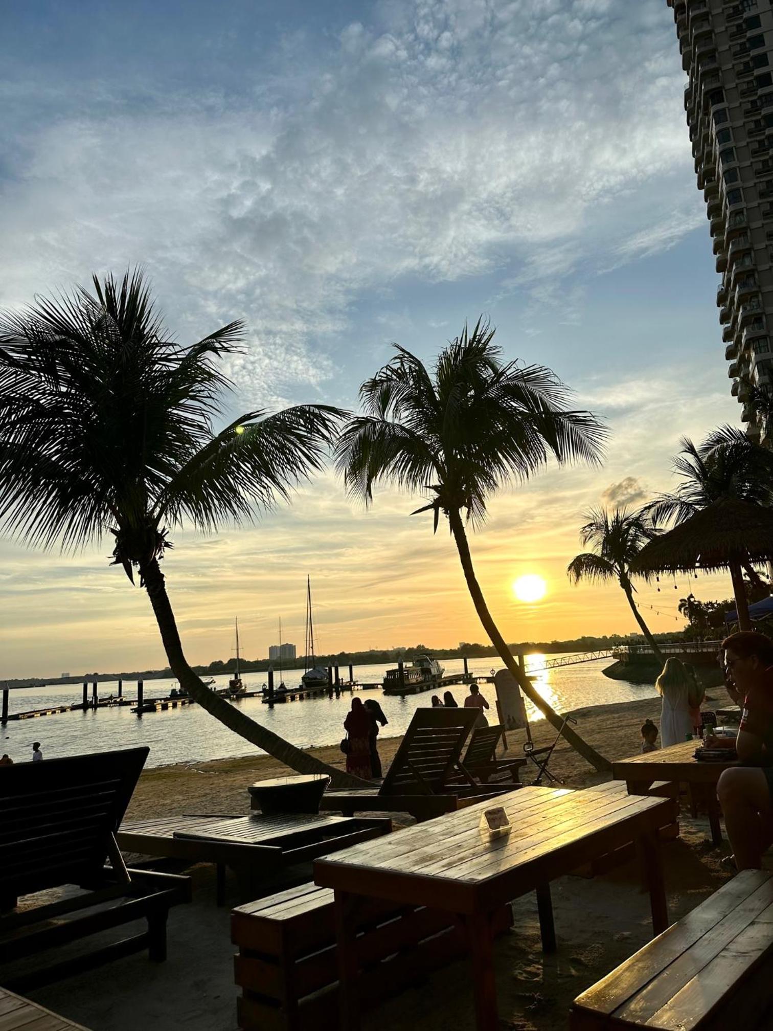 Golden Tree @ Country Garden Danga Bay