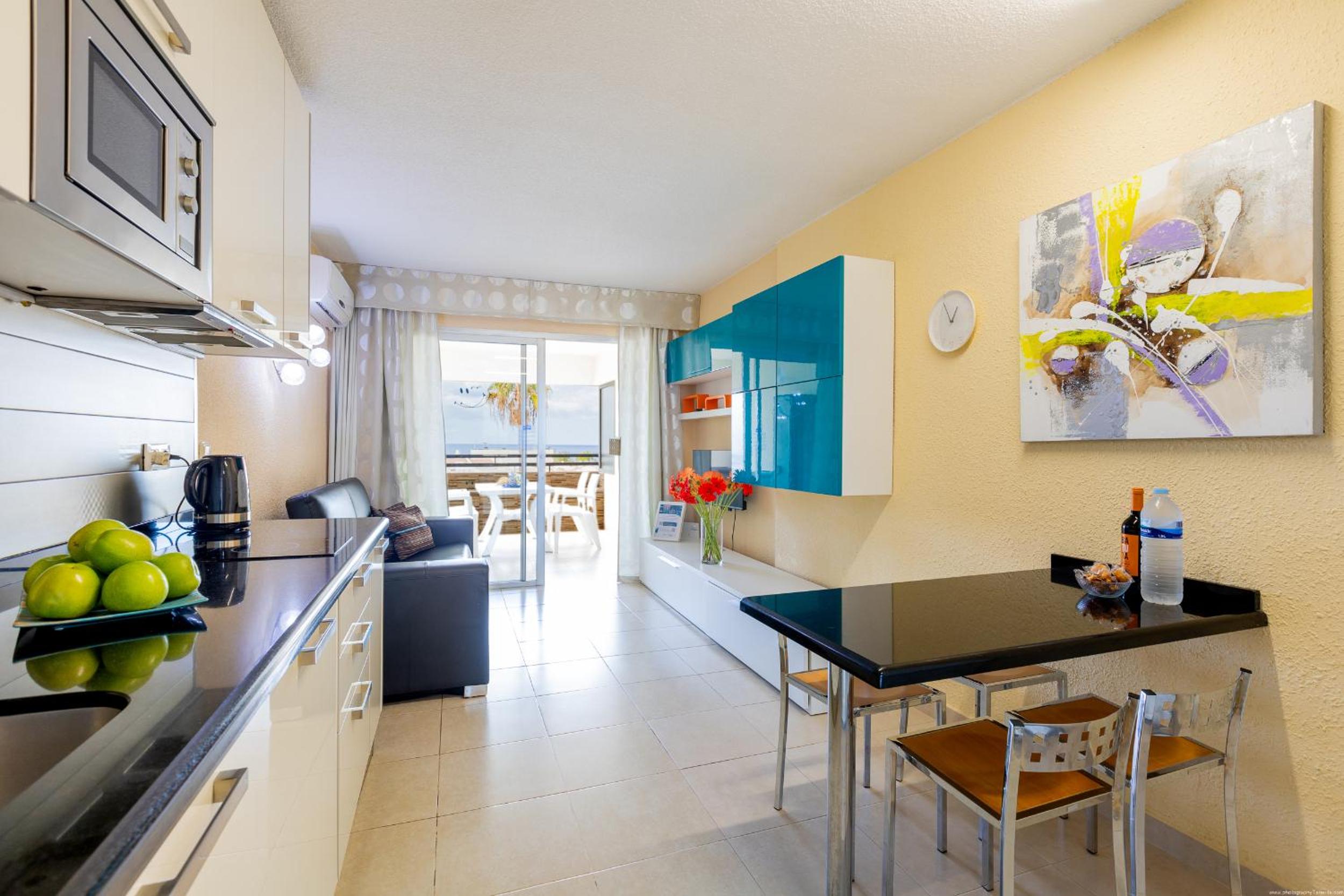 Beautiful studio with sea view