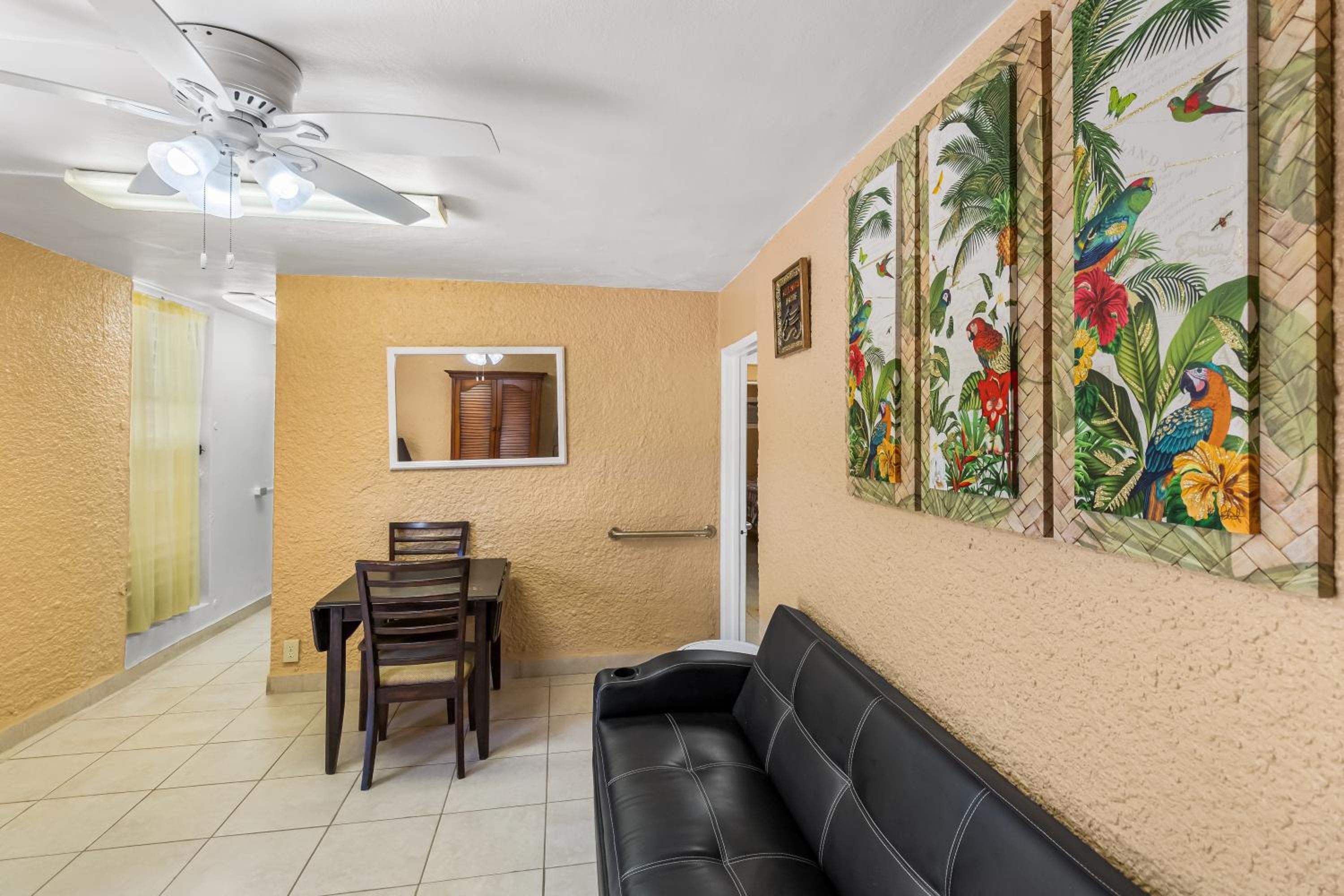 Yours for the asking- Cozy, Caribbean, condo condo