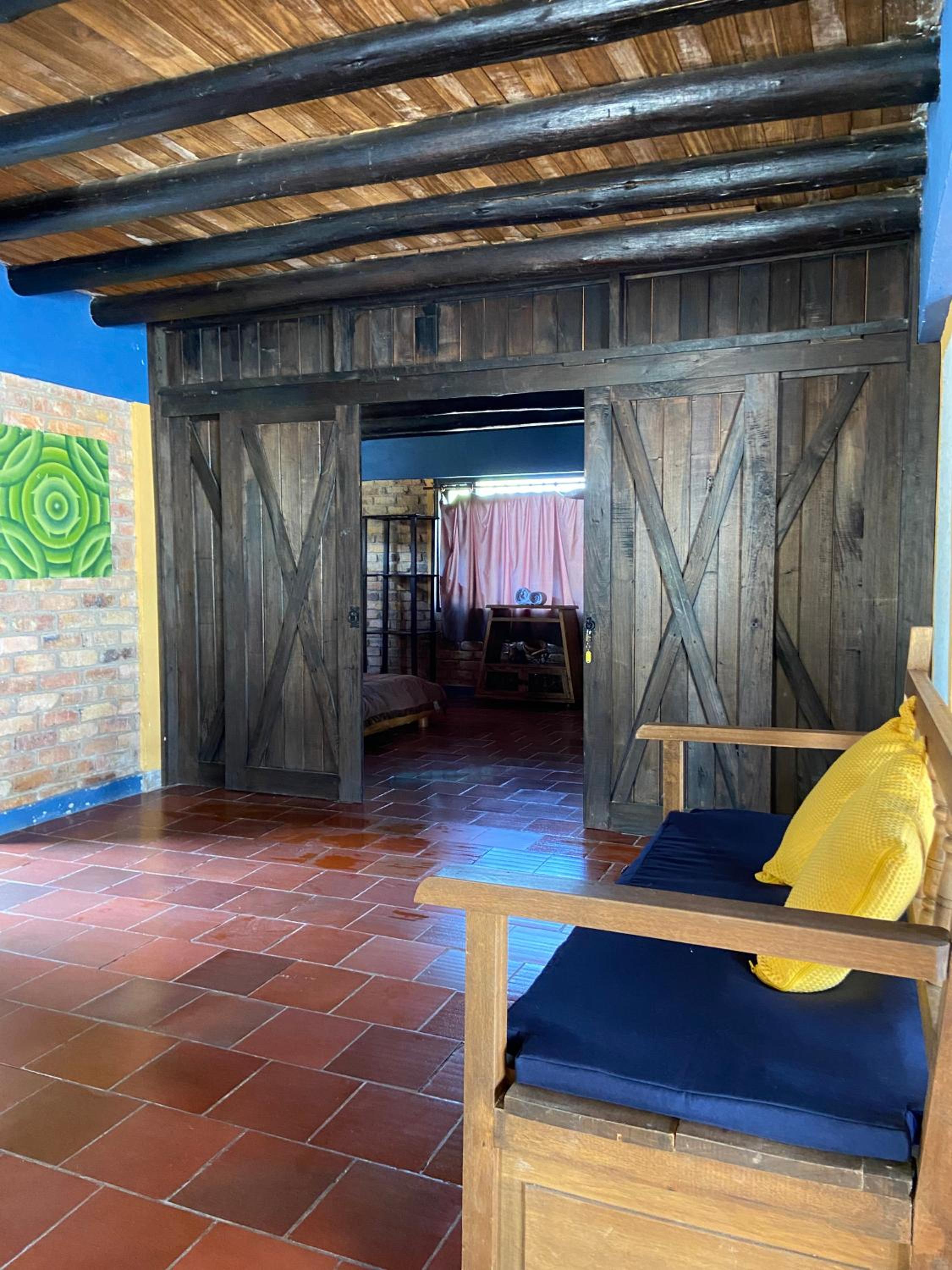 Hostelline