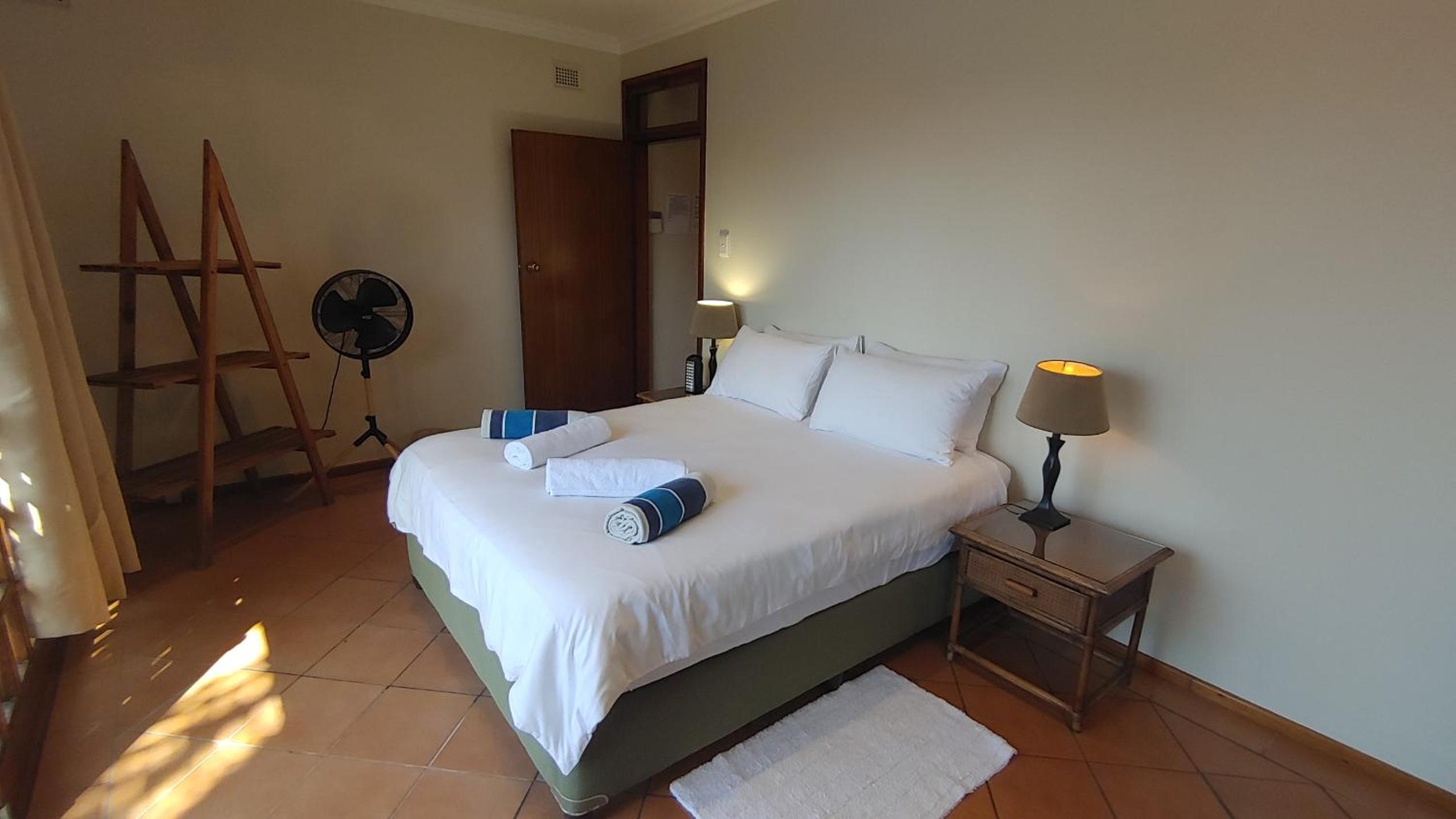 The Lagoon Flat, 53 Nkwazi Drive view 3