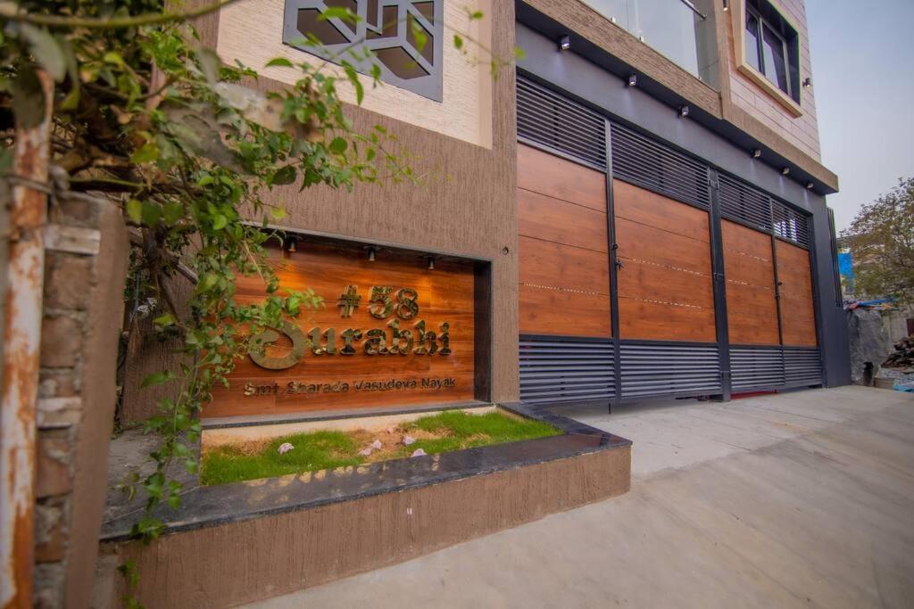 Awesome studio unit on terrace view 2